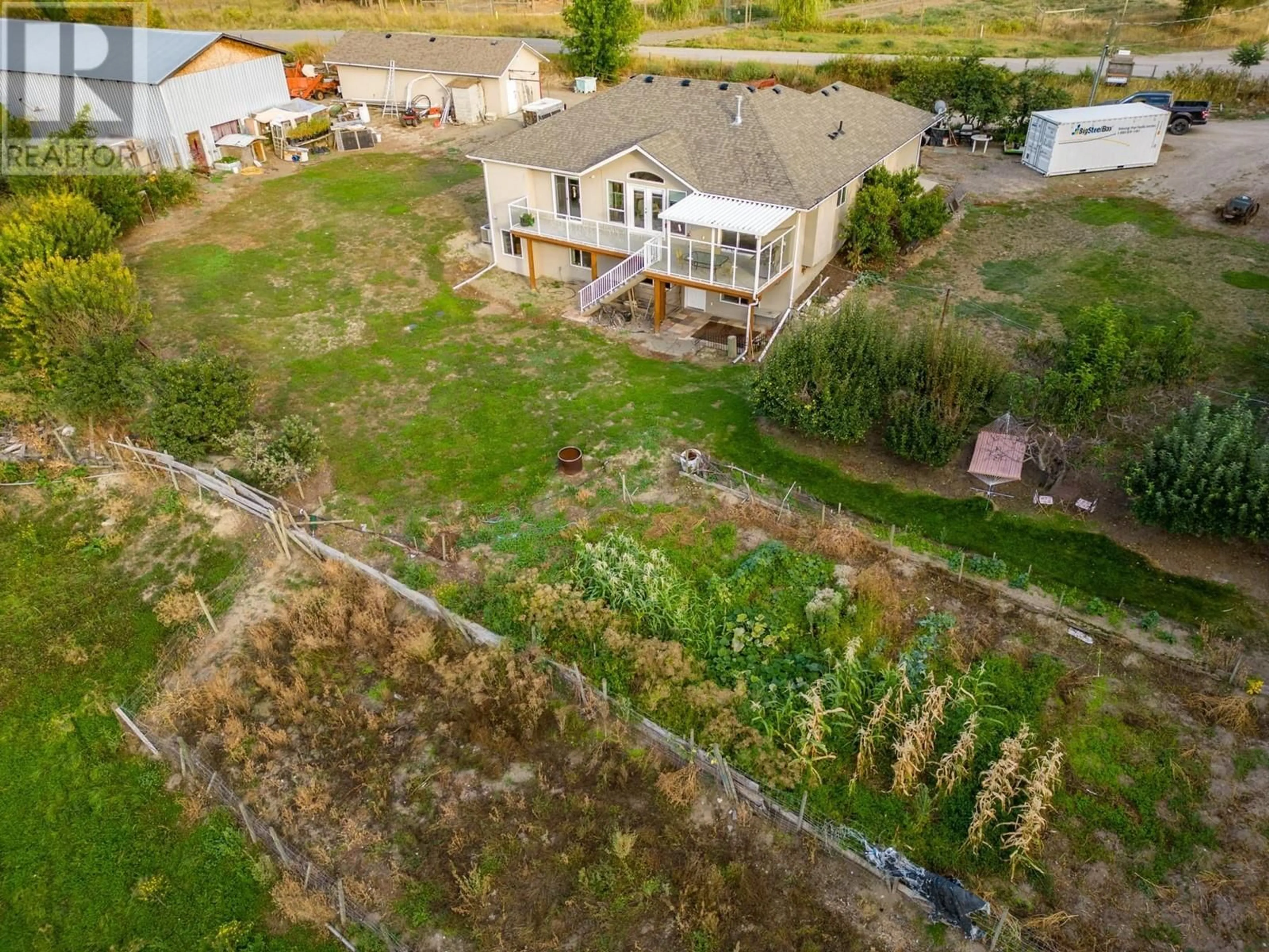 A pic from outside/outdoor area/front of a property/back of a property/a pic from drone, unknown for 1585 LANCE ROAD, Pritchard British Columbia V0E2P0