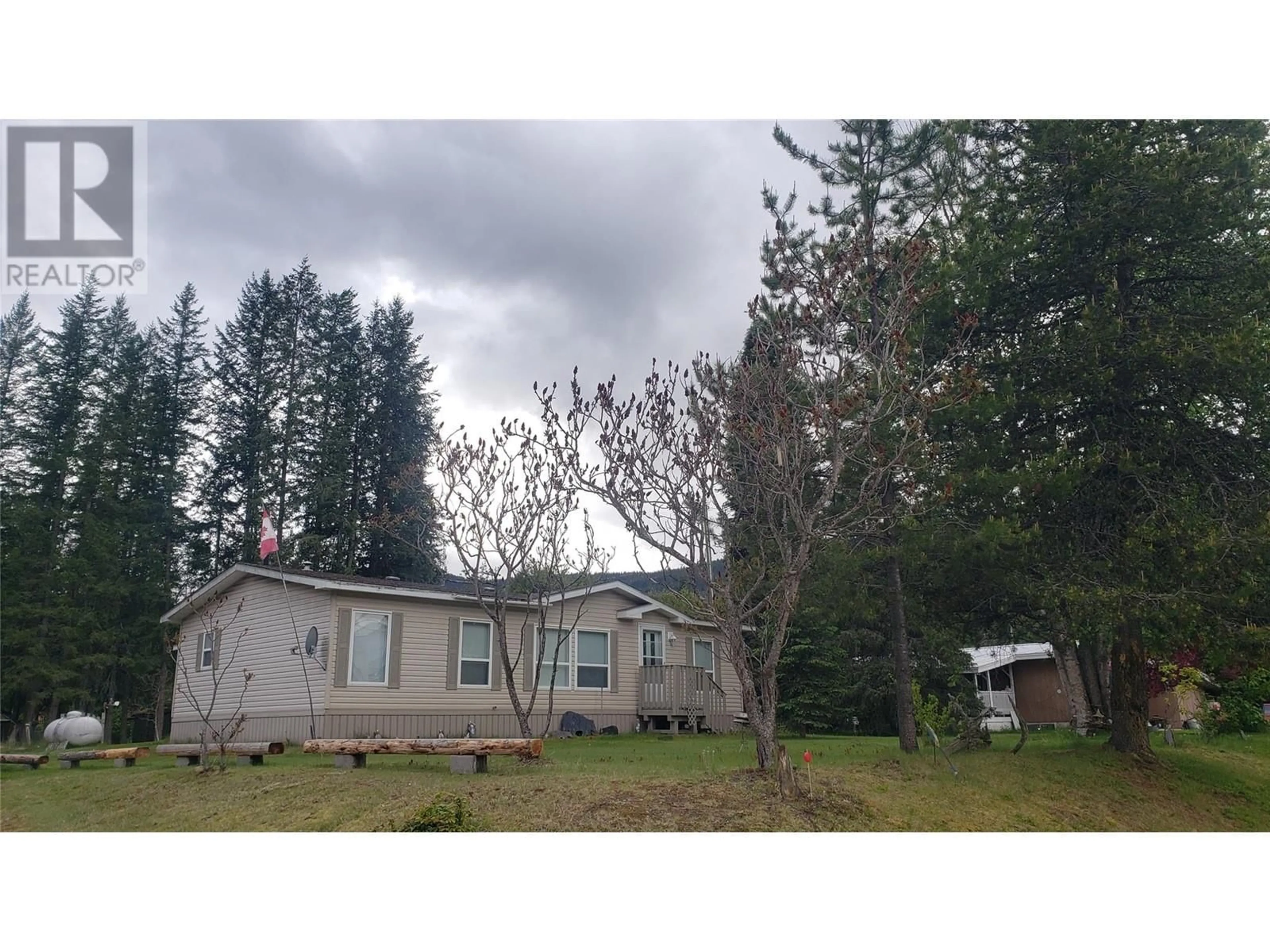 Unknown for 225 GRANBY DRIVE, Edgewood British Columbia V0G1J0