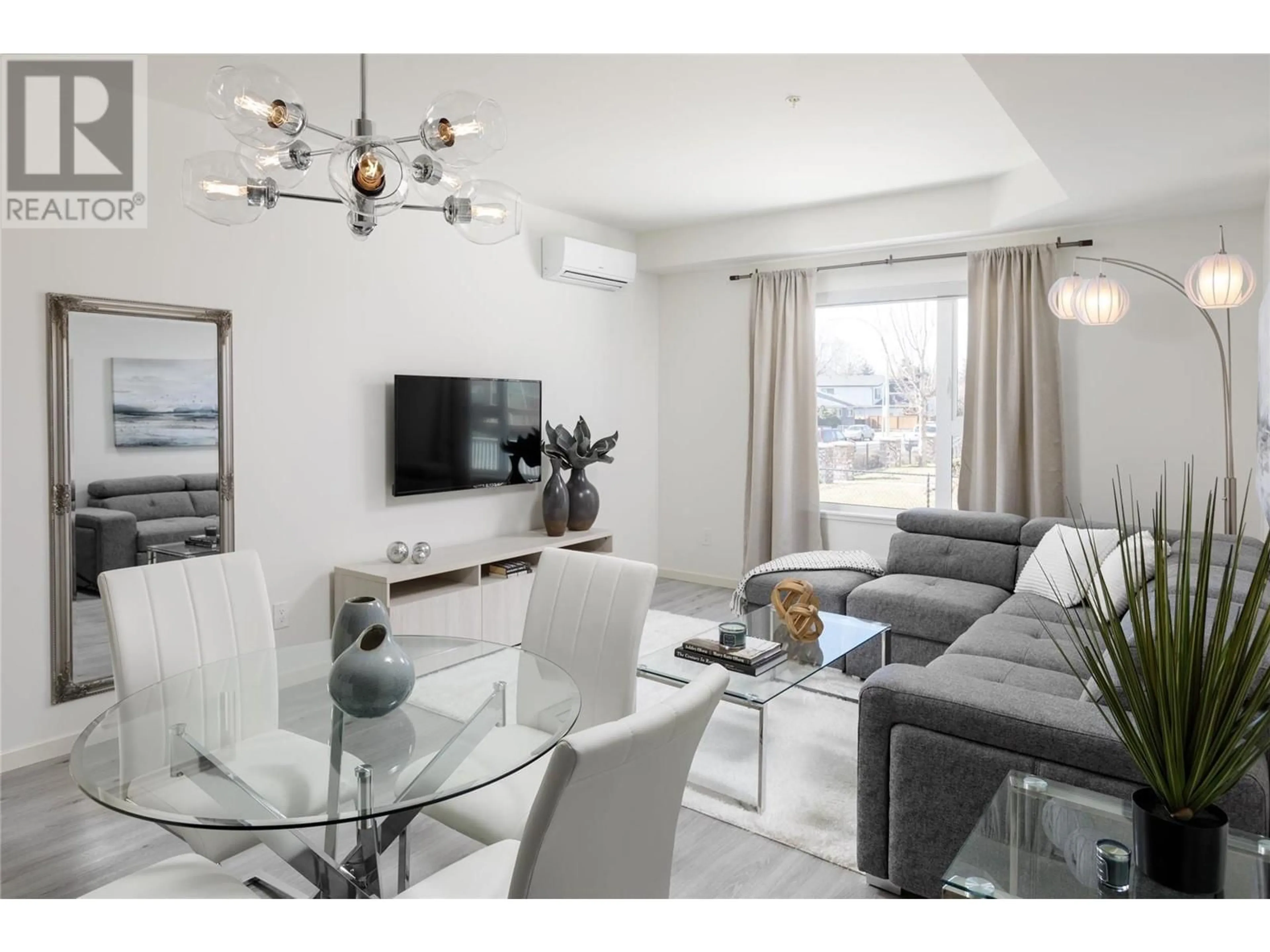 Living room with furniture, unknown for 103 - 880 SAUCIER AVENUE, Kelowna British Columbia V1Y6A3