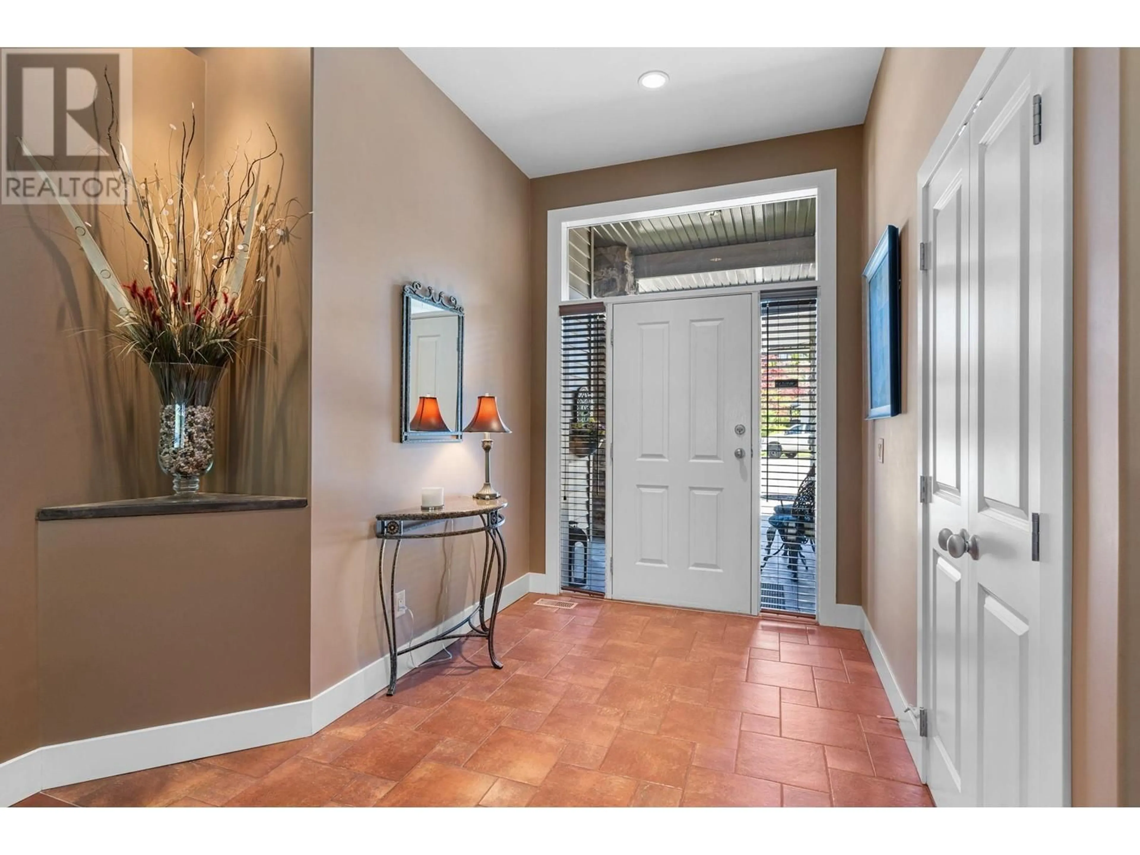 Indoor entryway for 5200 COBBLE COURT, Kelowna British Columbia V1W4Y8