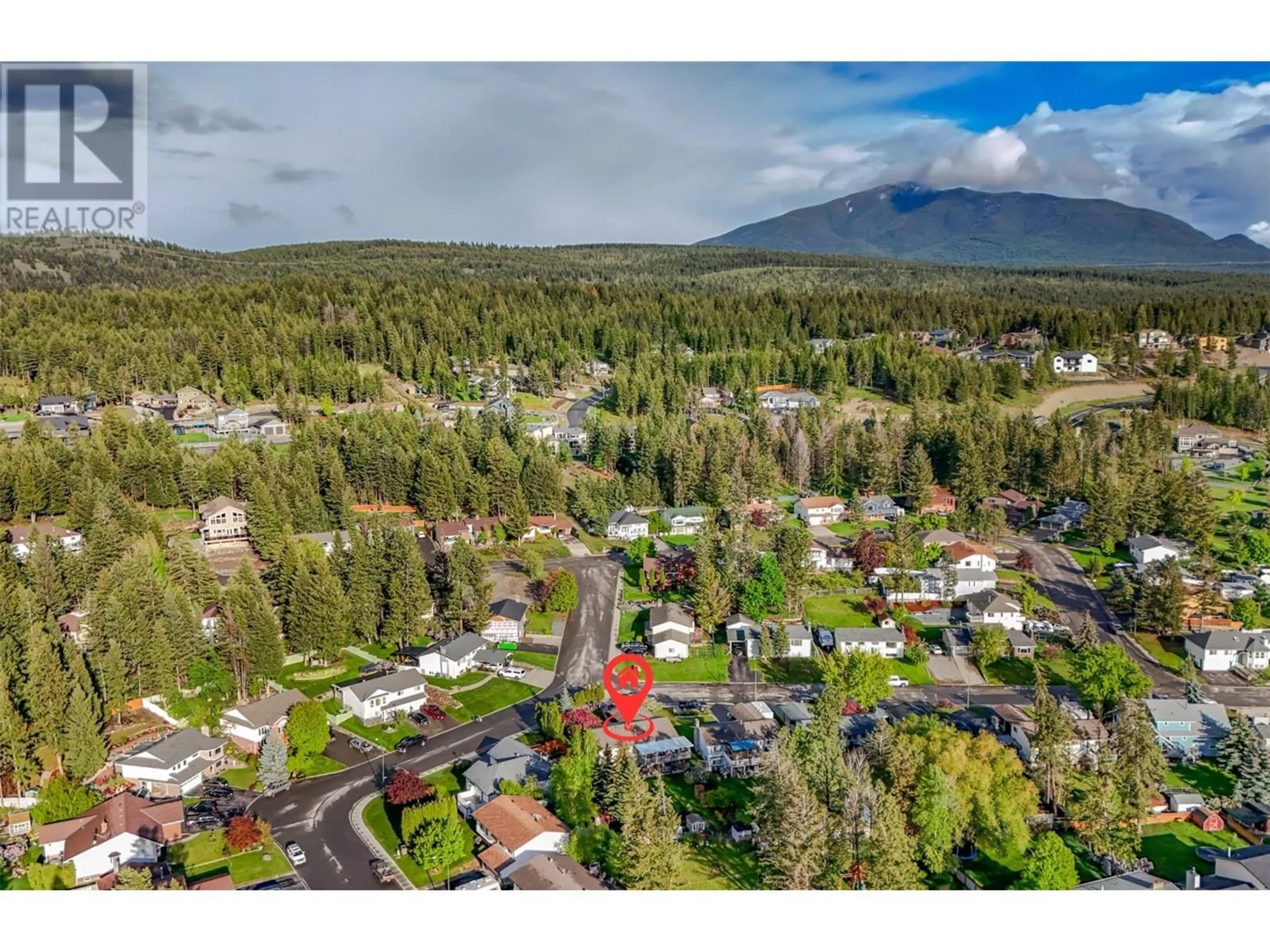 A pic from outside/outdoor area/front of a property/back of a property/a pic from drone, mountain view for 1833 MT SINCLAIR AVENUE, Cranbrook British Columbia V1C6B8