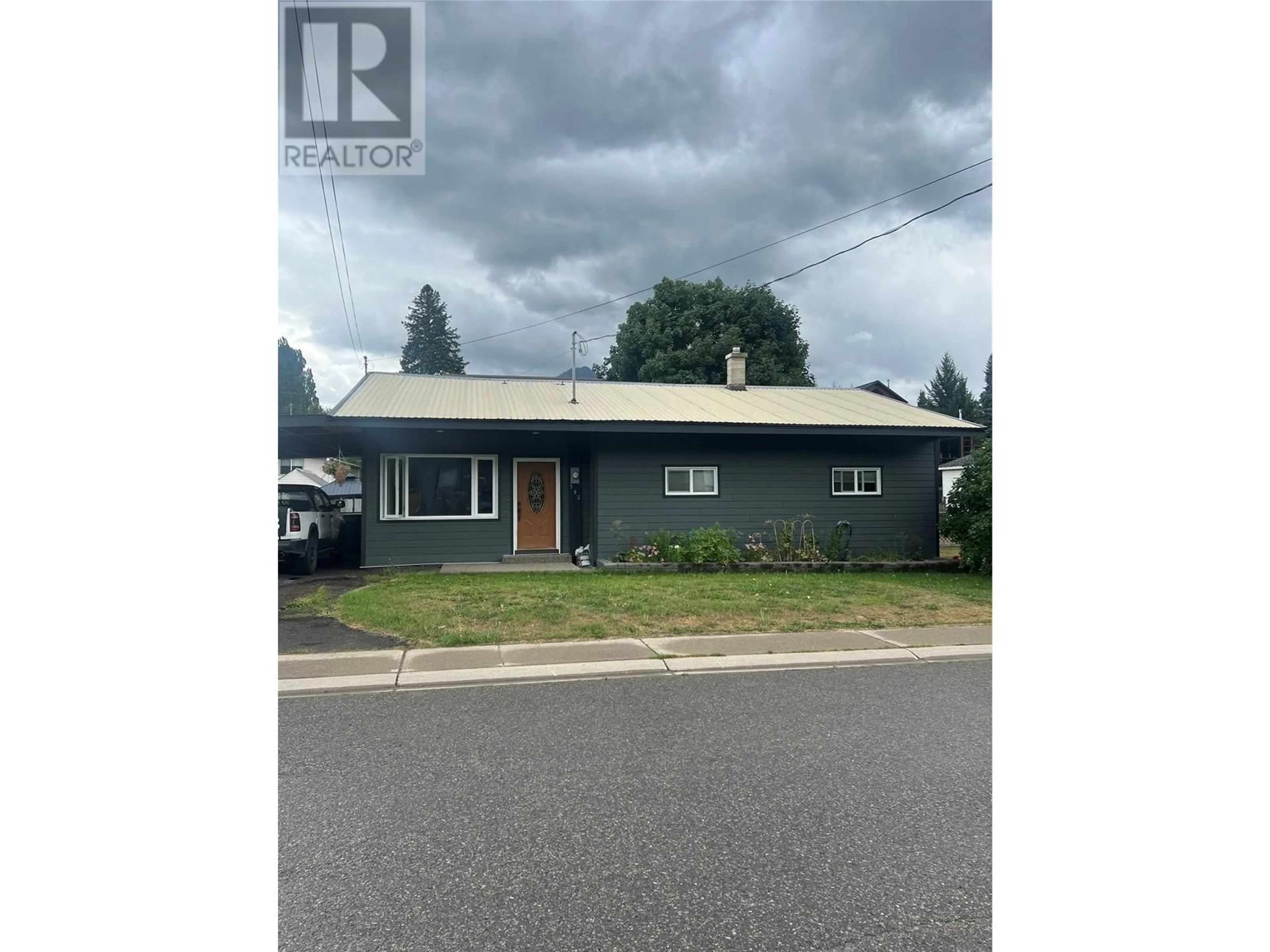 Unknown for 562 6TH AVENUE, Fernie British Columbia V0B1M0