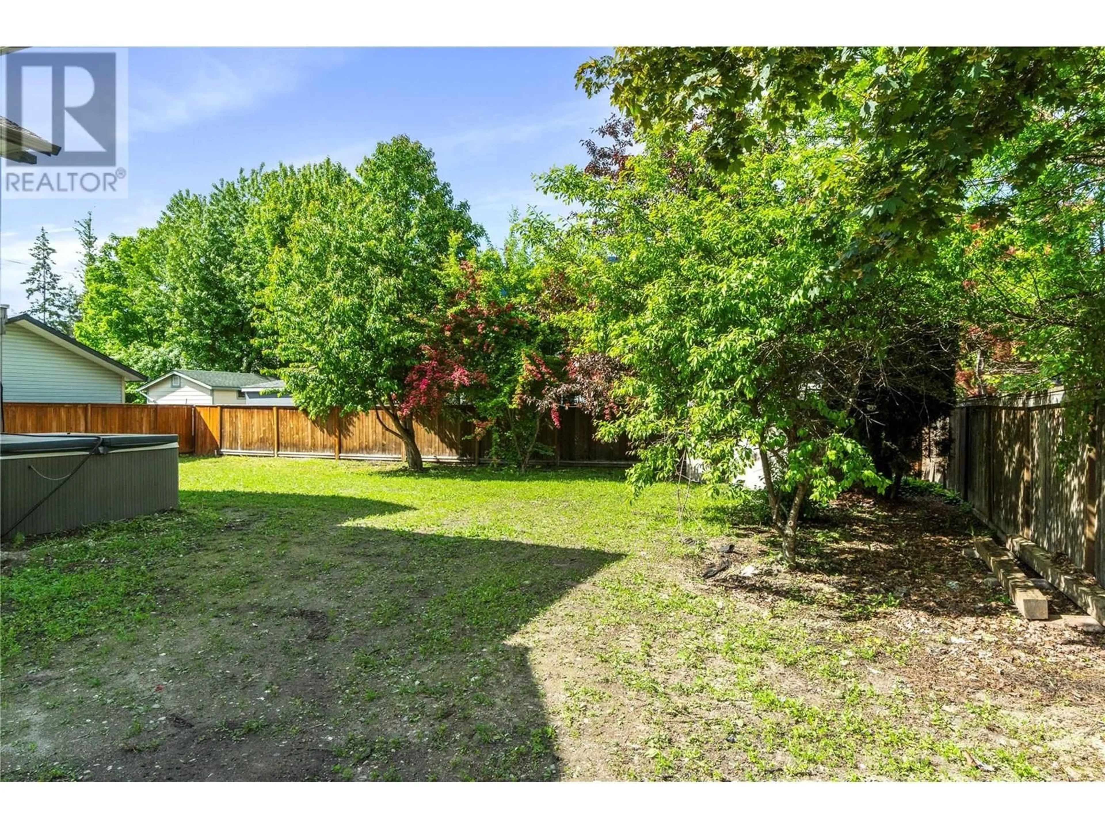 A pic from outside/outdoor area/front of a property/back of a property/a pic from drone, forest/trees view for 502 SPRUCE STREET, Sicamous British Columbia V0E2V1