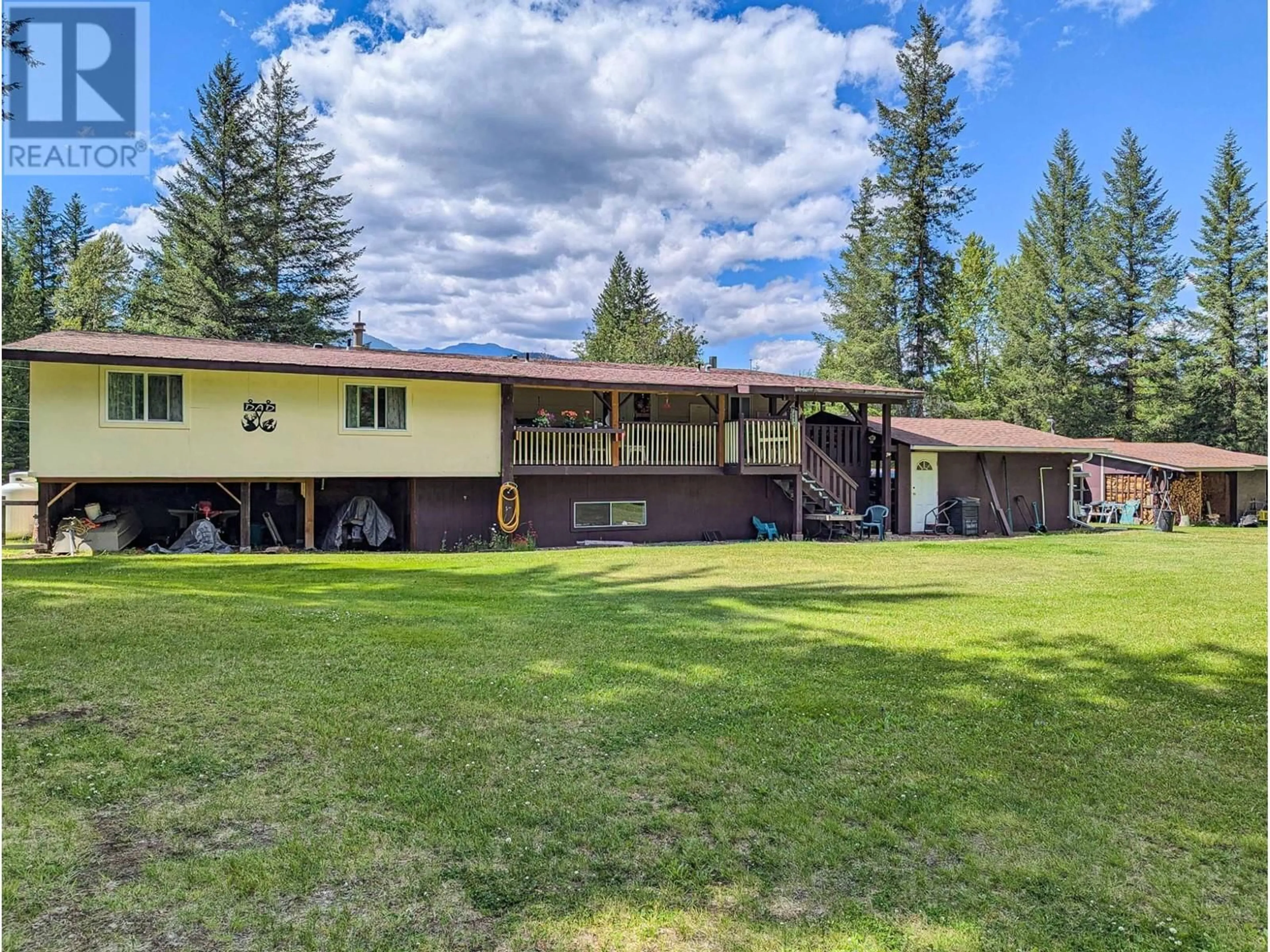 A pic from outside/outdoor area/front of a property/back of a property/a pic from drone, mountain view for 1132 CAROLINE ROAD, Clearwater British Columbia V0E1N2