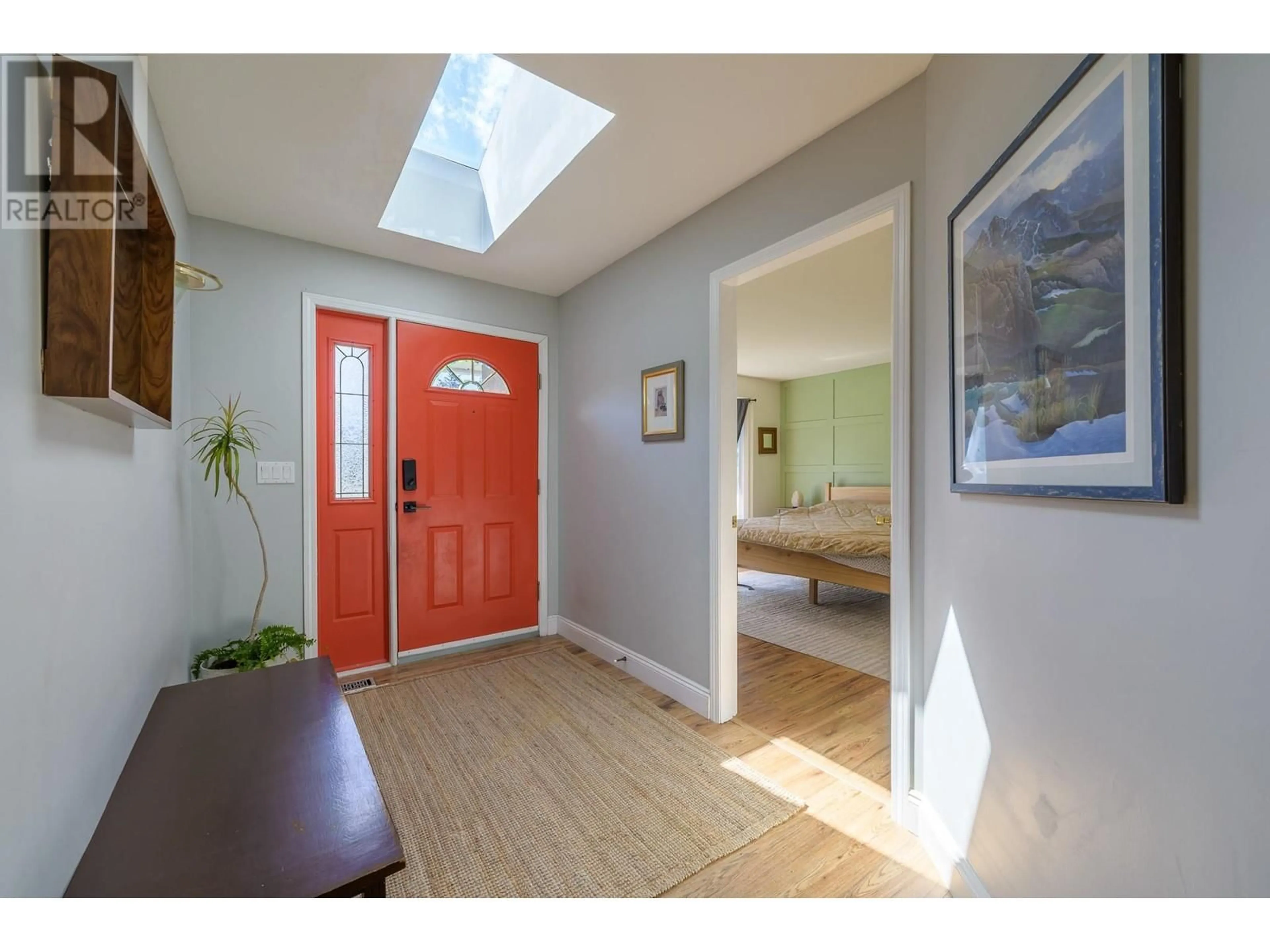 Indoor entryway for 335 ASPEN DRIVE, Chase British Columbia V0E1M0