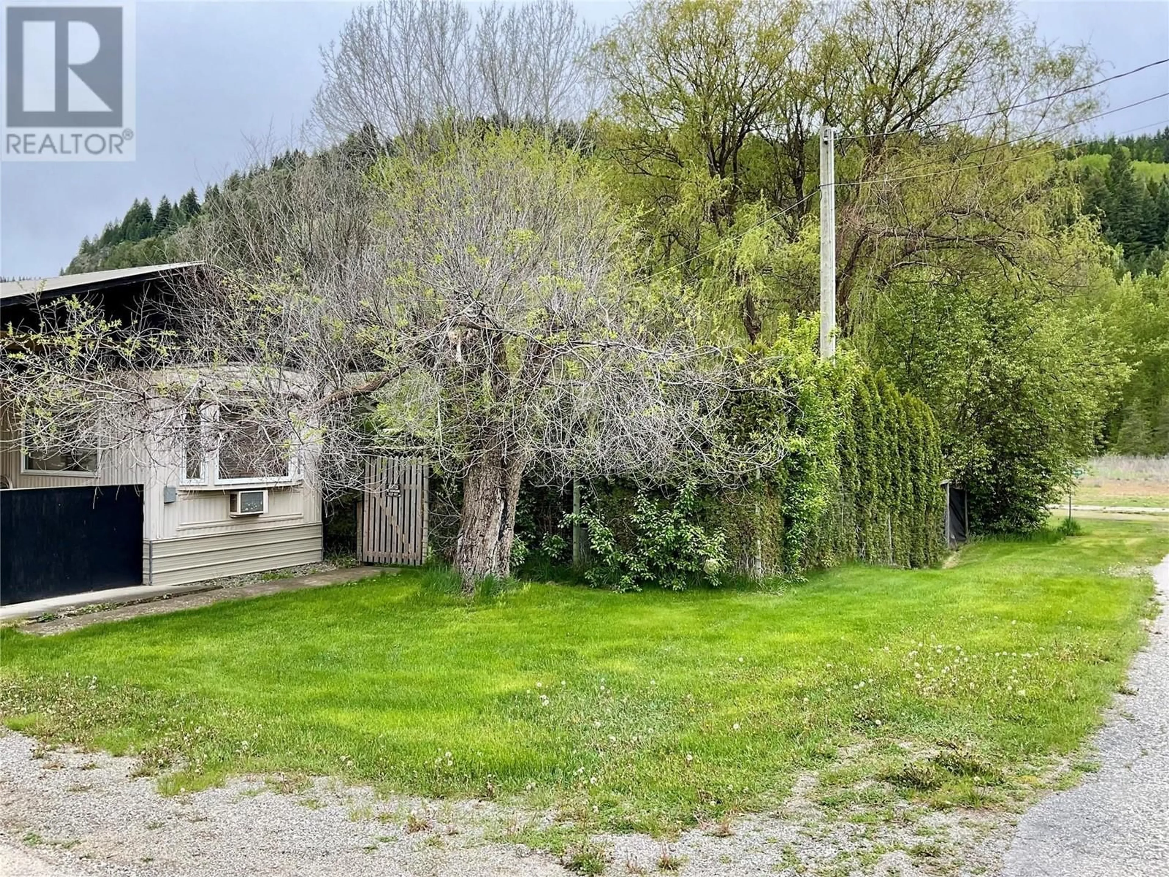 A pic from outside/outdoor area/front of a property/back of a property/a pic from drone, unknown for 1380 KLONDIKE STREET, Greenwood British Columbia V0H1J0