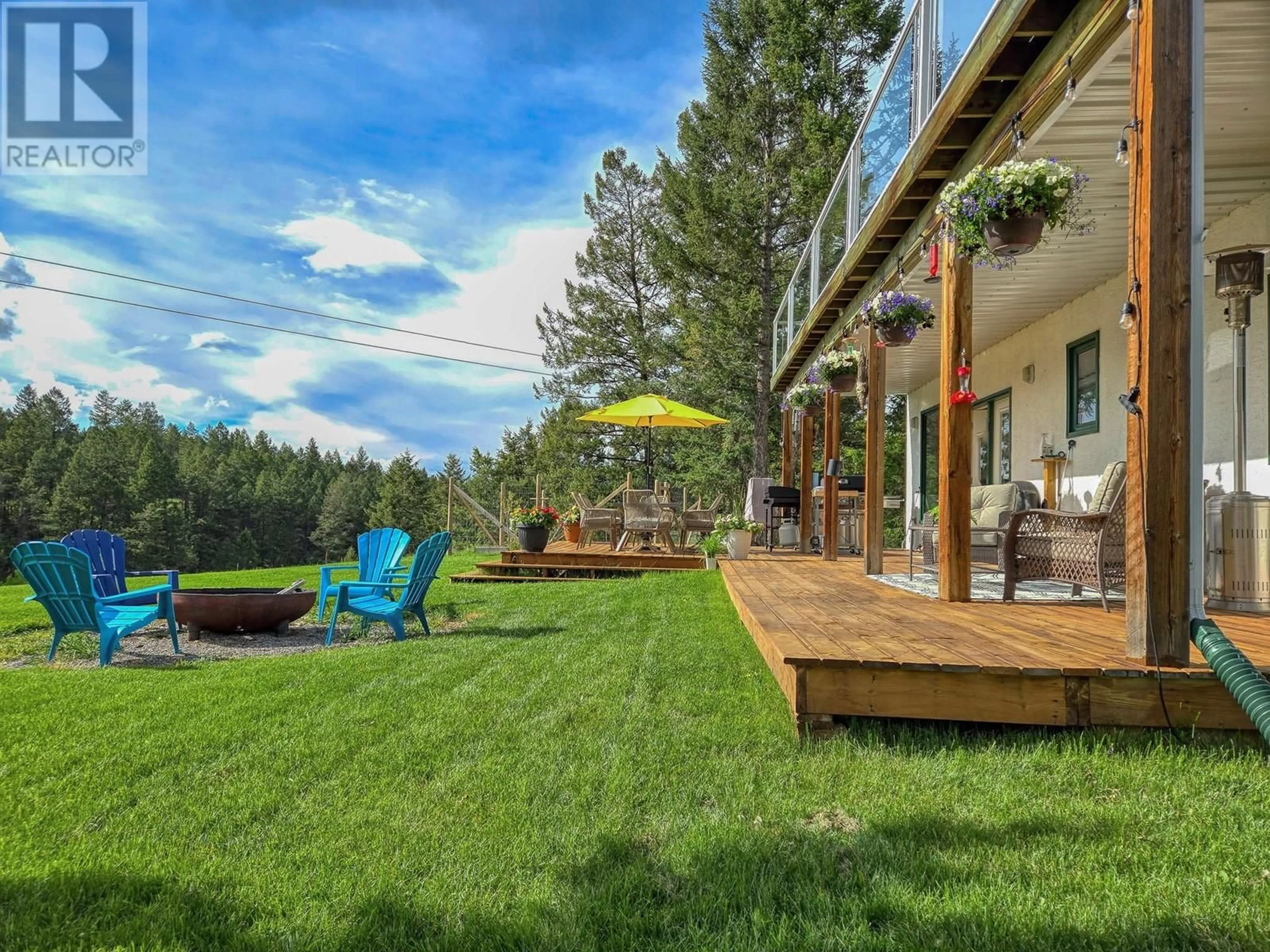 Patio, mountain view for 4778 CRESCENTWOOD DRIVE, Edgewater British Columbia V0A1E0