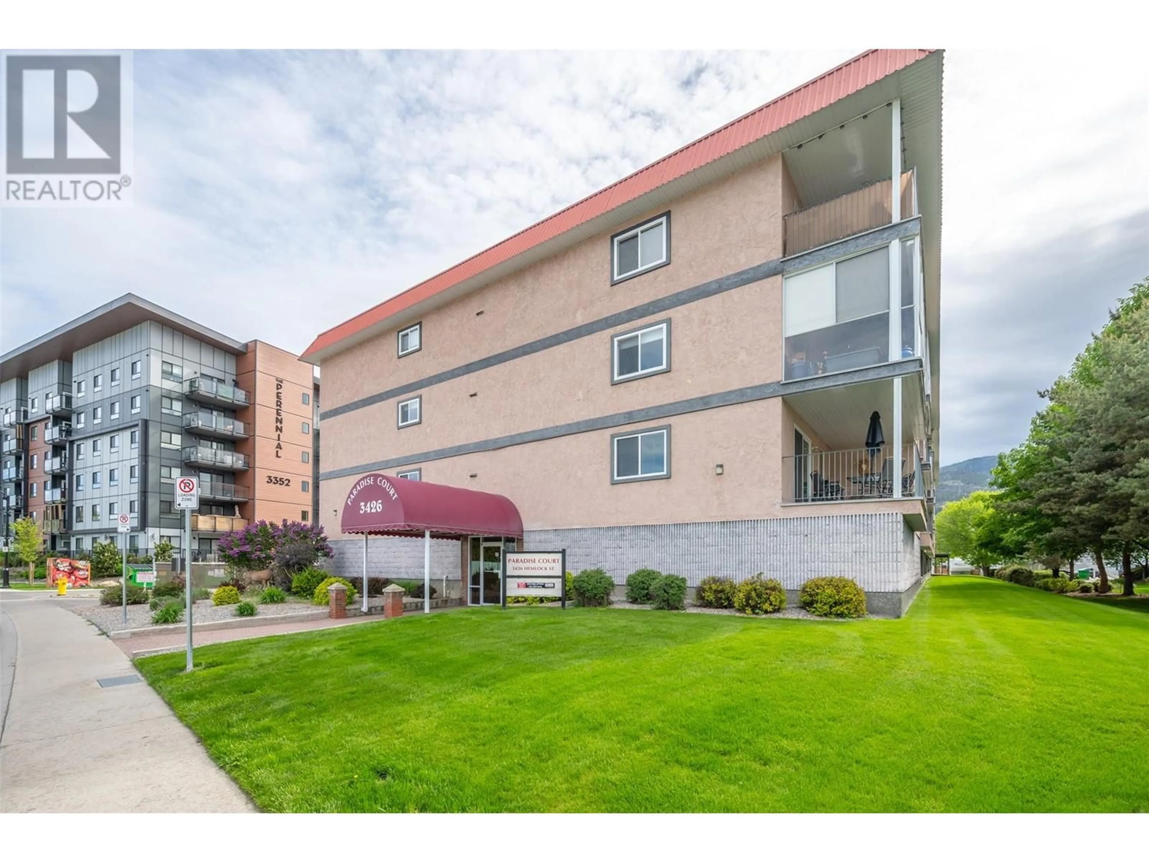 Patio, building for 309 - 3426 HEMLOCK STREET, Penticton British Columbia V2A8K1