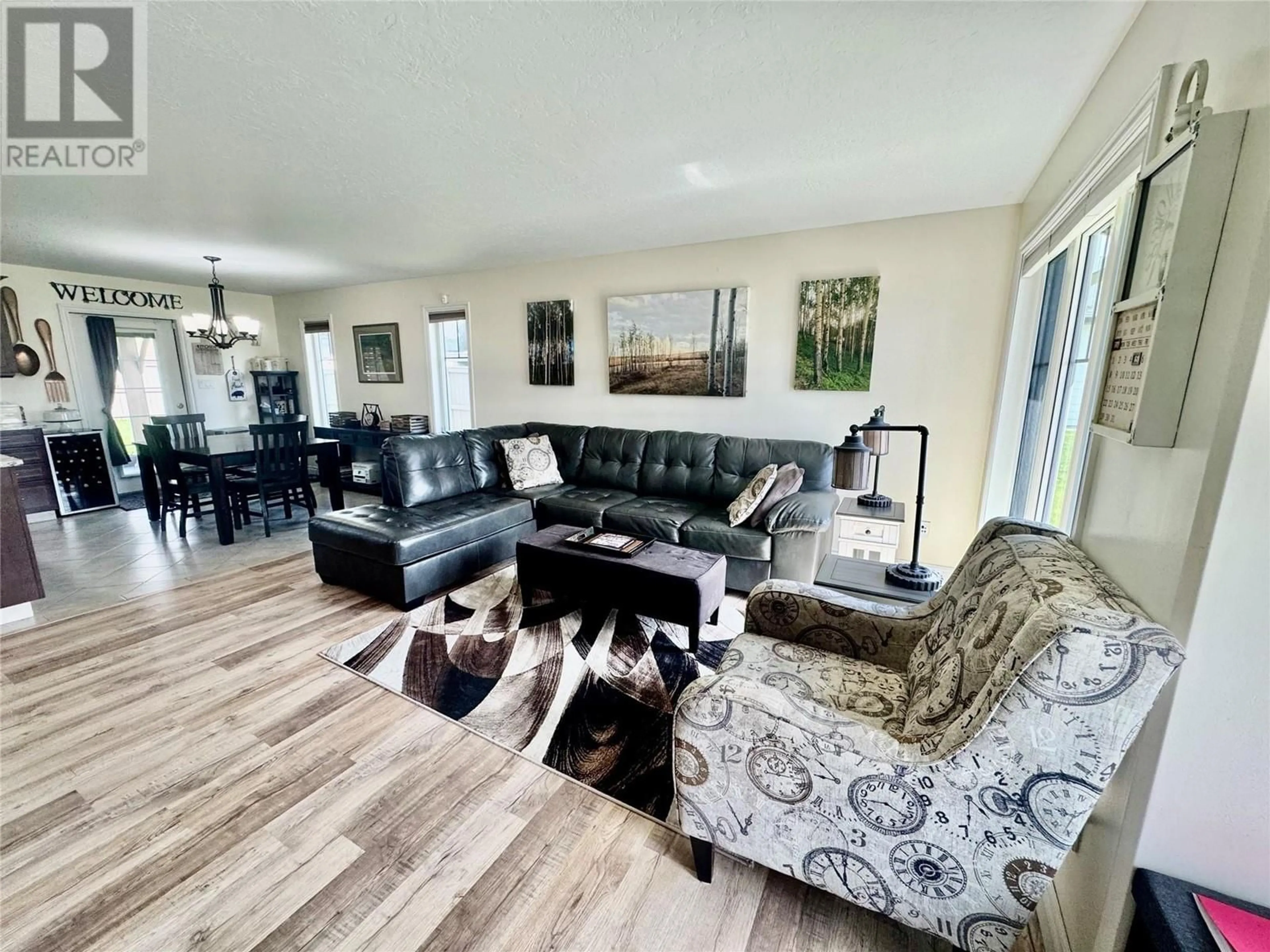 Living room with furniture, unknown for 1840 86 AVENUE, Dawson Creek British Columbia V1G0C8