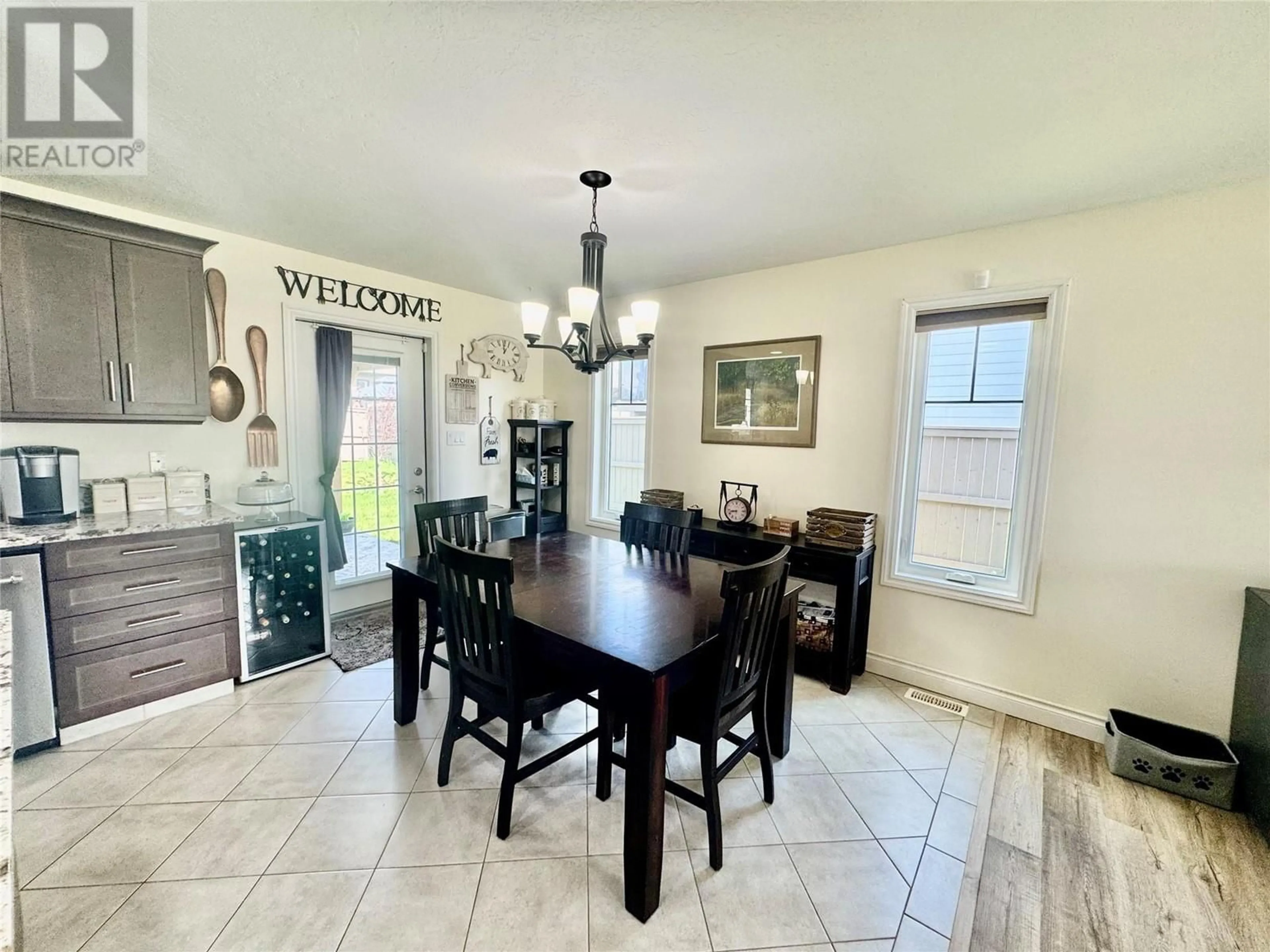 Dining room, ceramic/tile floor for 1840 86 AVENUE, Dawson Creek British Columbia V1G0C8