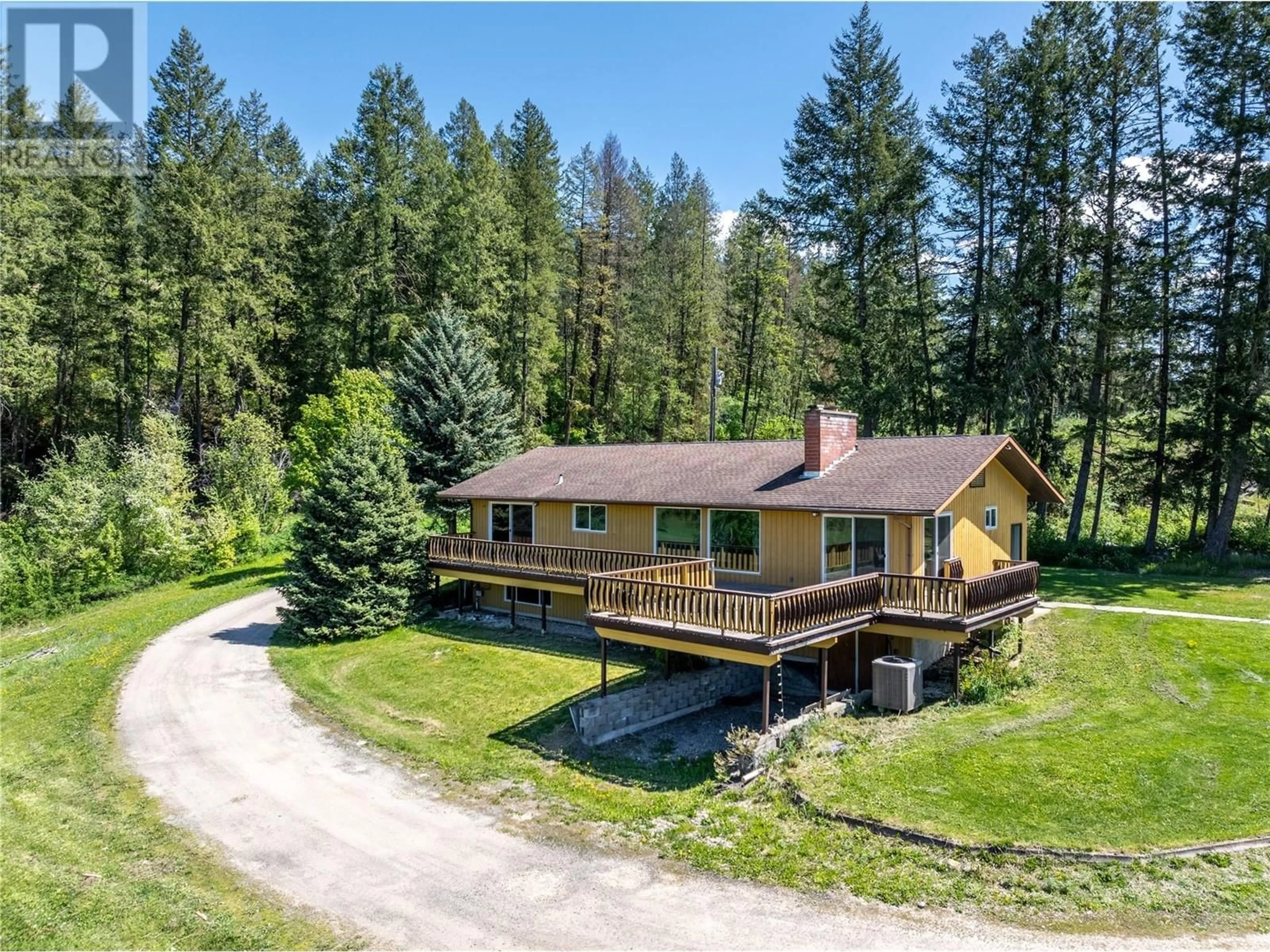 A pic from outside/outdoor area/front of a property/back of a property/a pic from drone, unknown for 2303 CRUSHER ROAD, Creston British Columbia V0B1G8