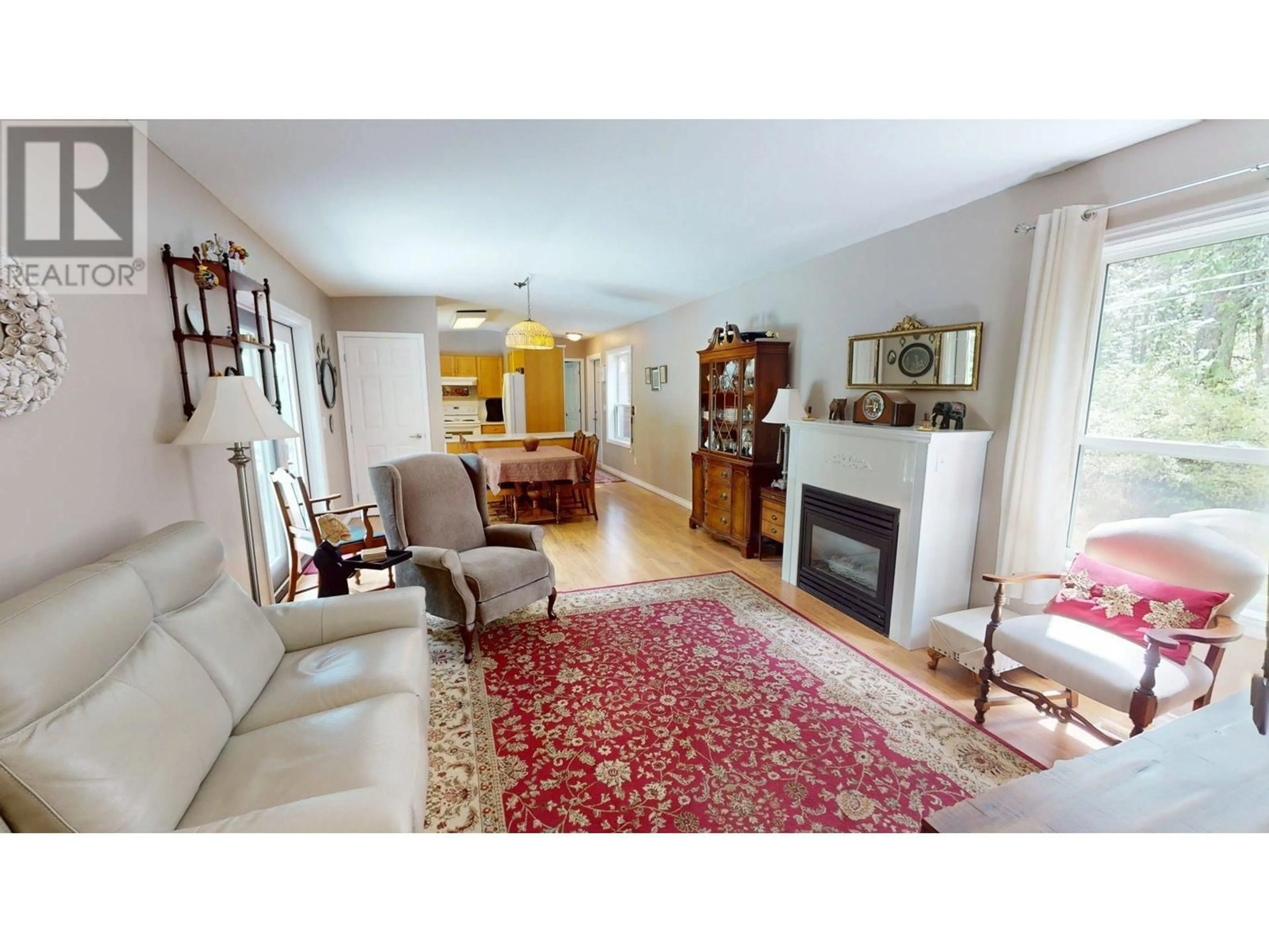 Living room with furniture, unknown for 38 - 891 MONTE VISTA DRIVE, Rossland British Columbia V0G1Y0