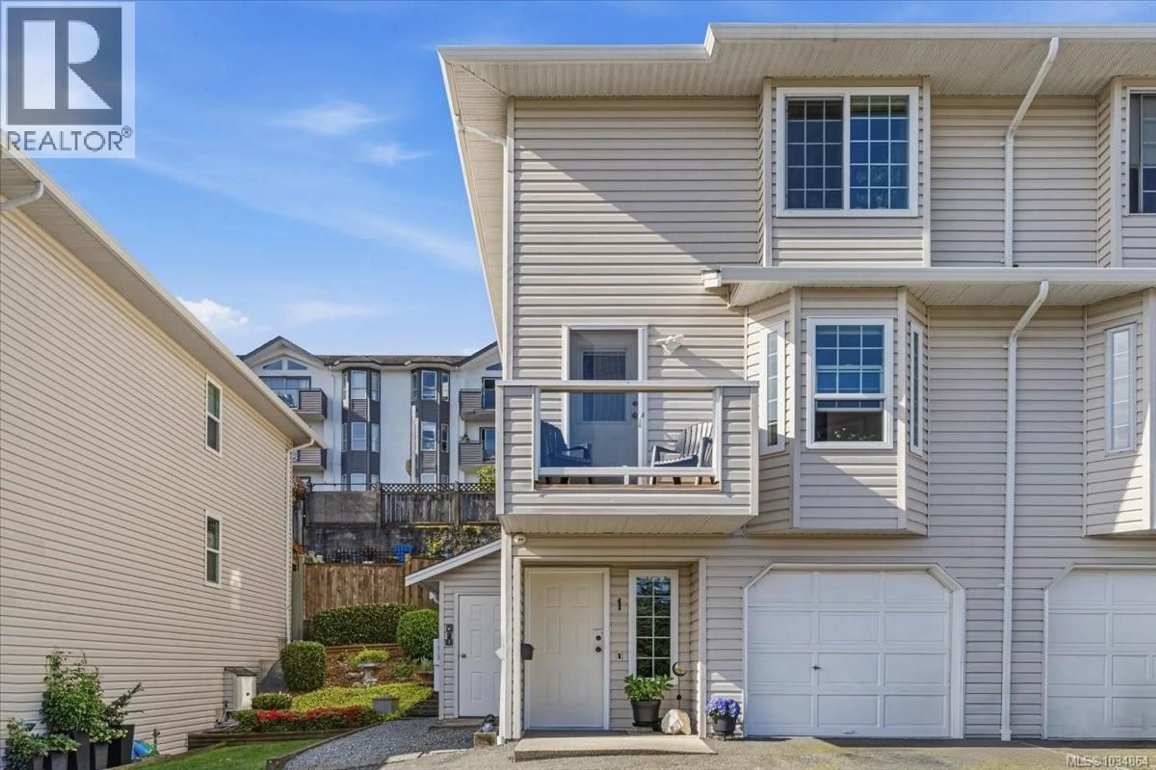 Home with vinyl exterior material, water/lake/river/ocean view for 1 - 1659 DUFFERIN CRESCENT, Nanaimo British Columbia V9S5T4