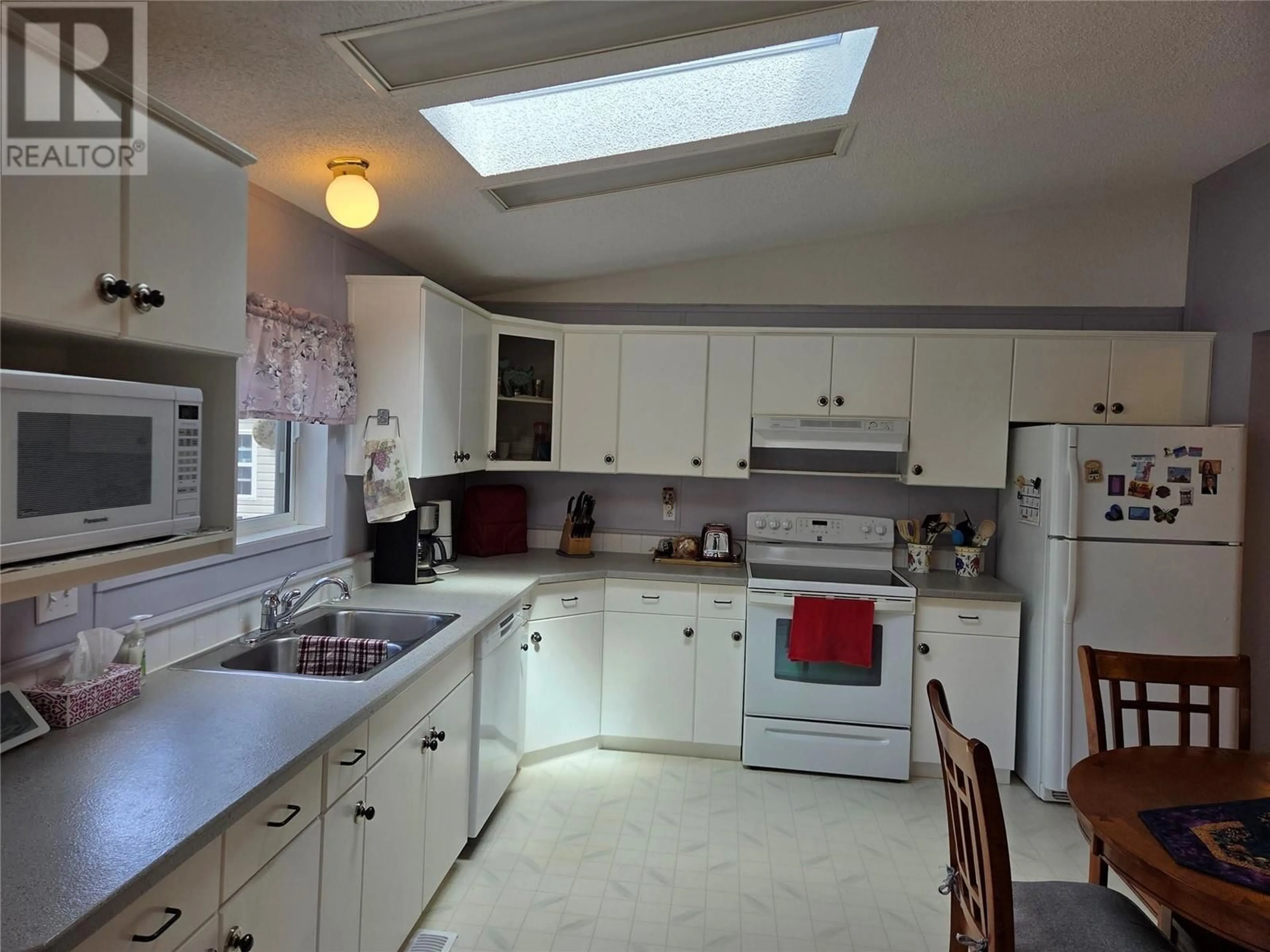 Unknown for 824 10TH AVENUE, Keremeos British Columbia V0X1N3