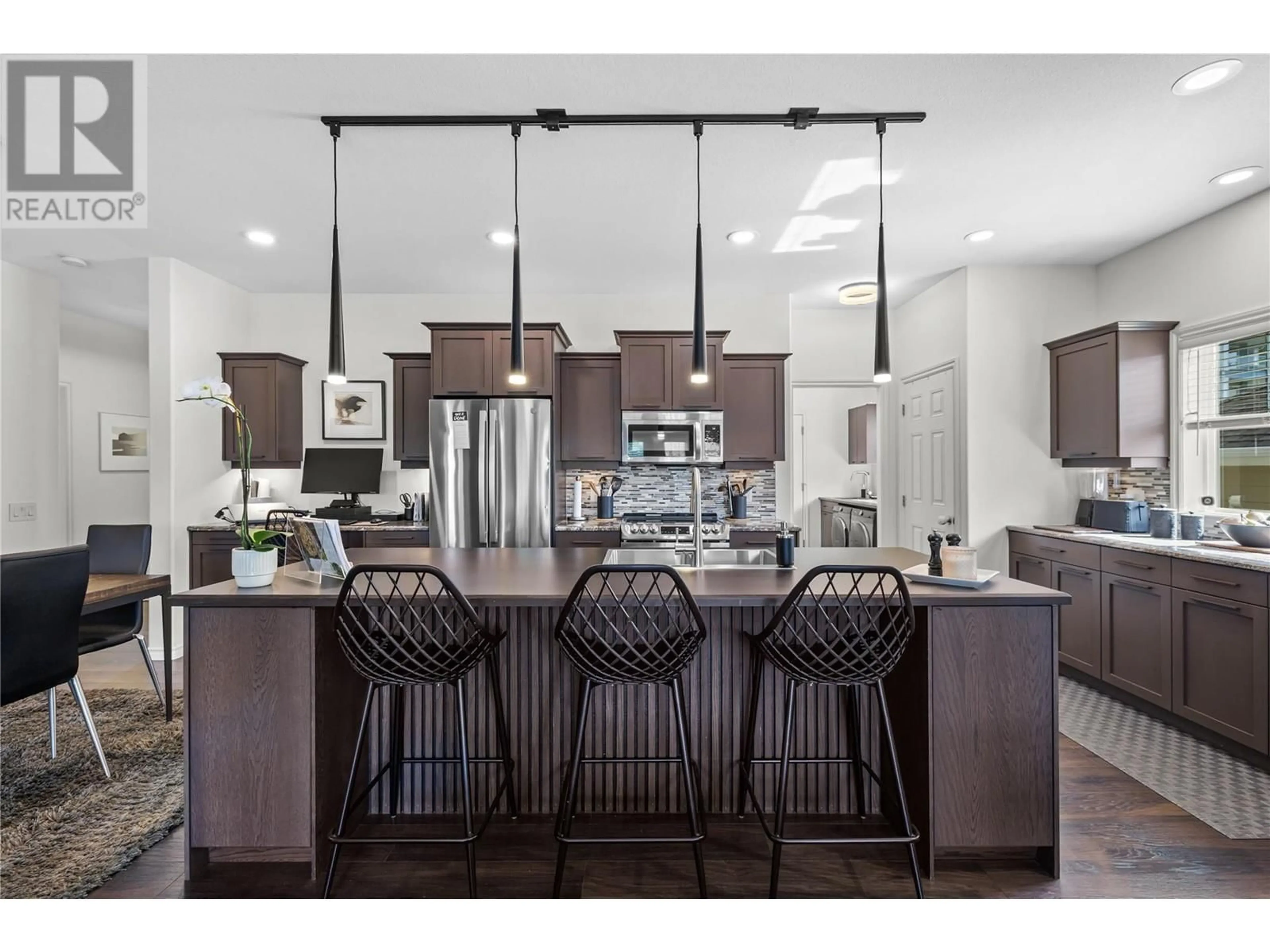 Open concept kitchen, unknown for 355 MCCARREN AVENUE, Kelowna British Columbia V1W4W3