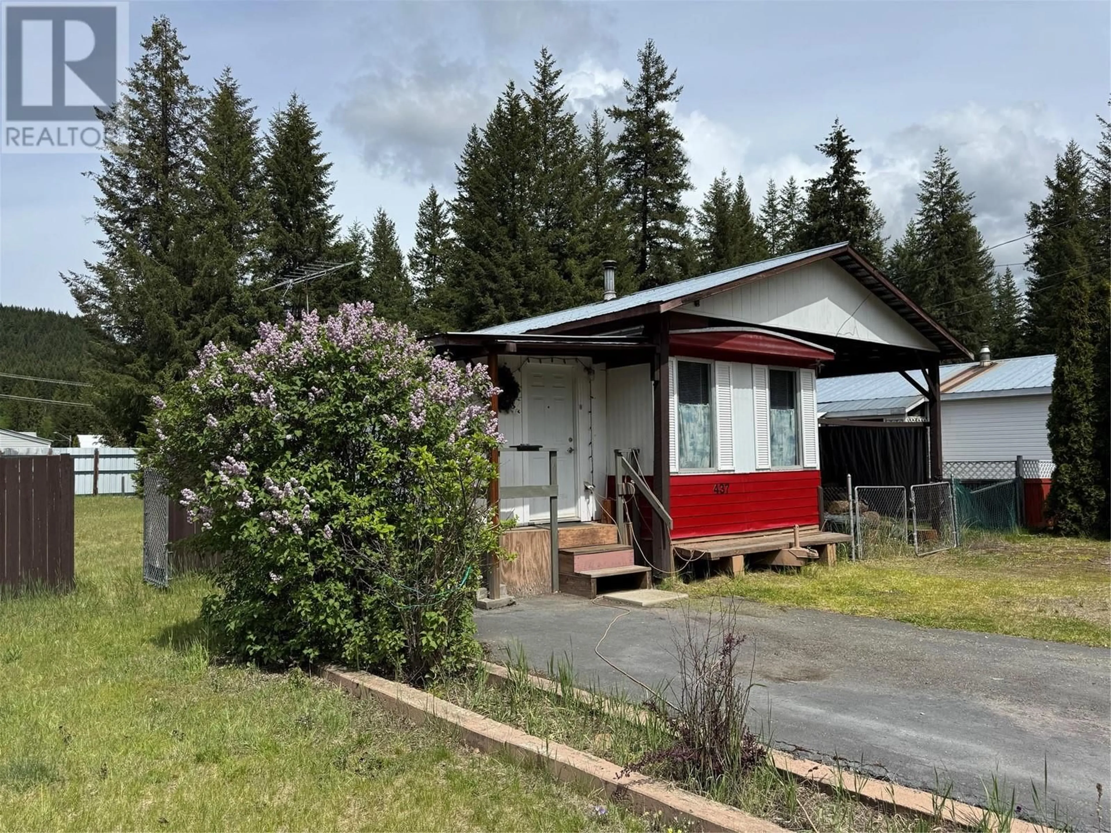 Unknown for 437 WILDWOOD ROAD, Clearwater British Columbia V0E1N1