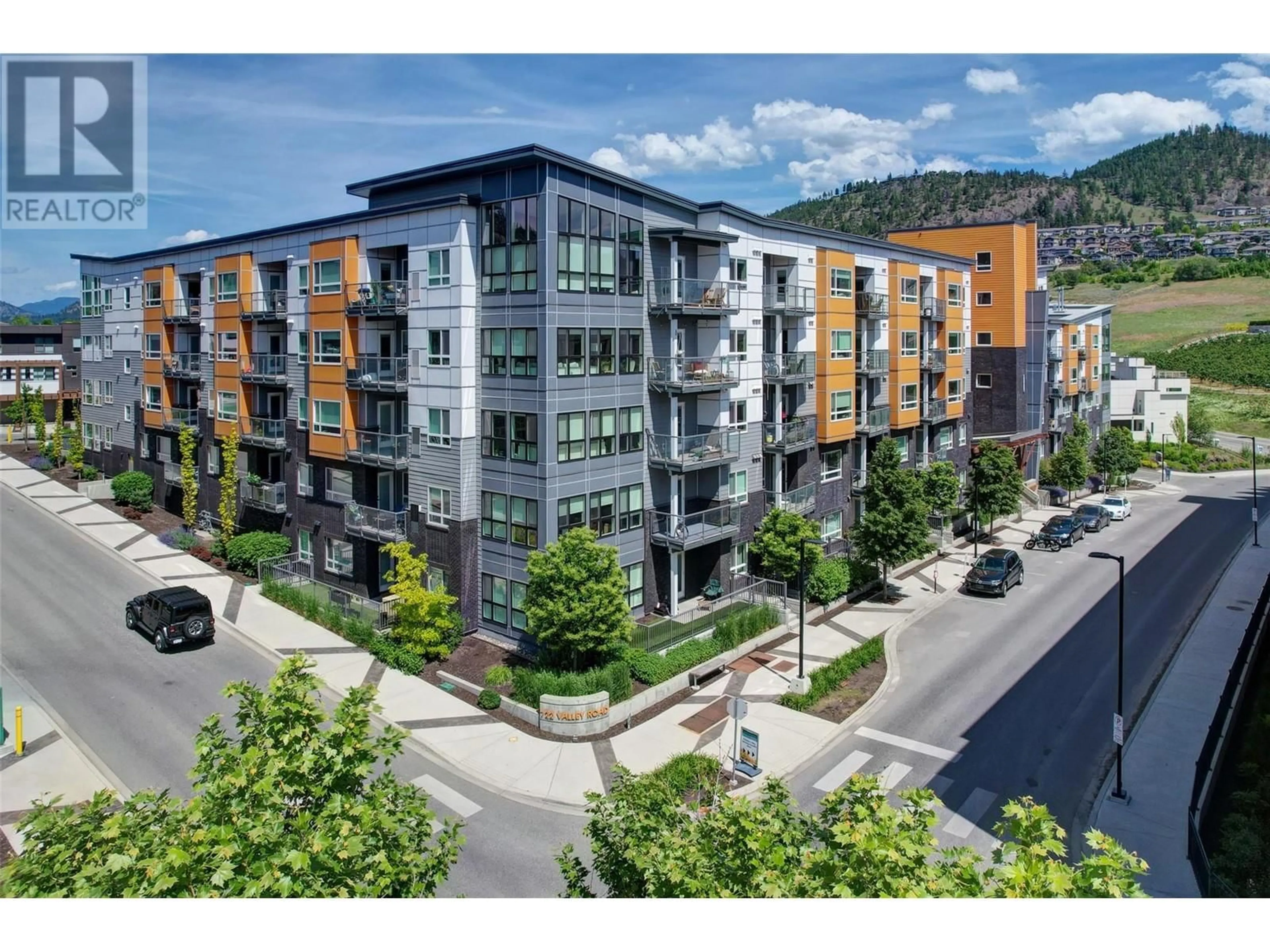 A pic from outside/outdoor area/front of a property/back of a property/a pic from drone, street for 406 - 722 VALLEY ROAD, Kelowna British Columbia V1V2E6