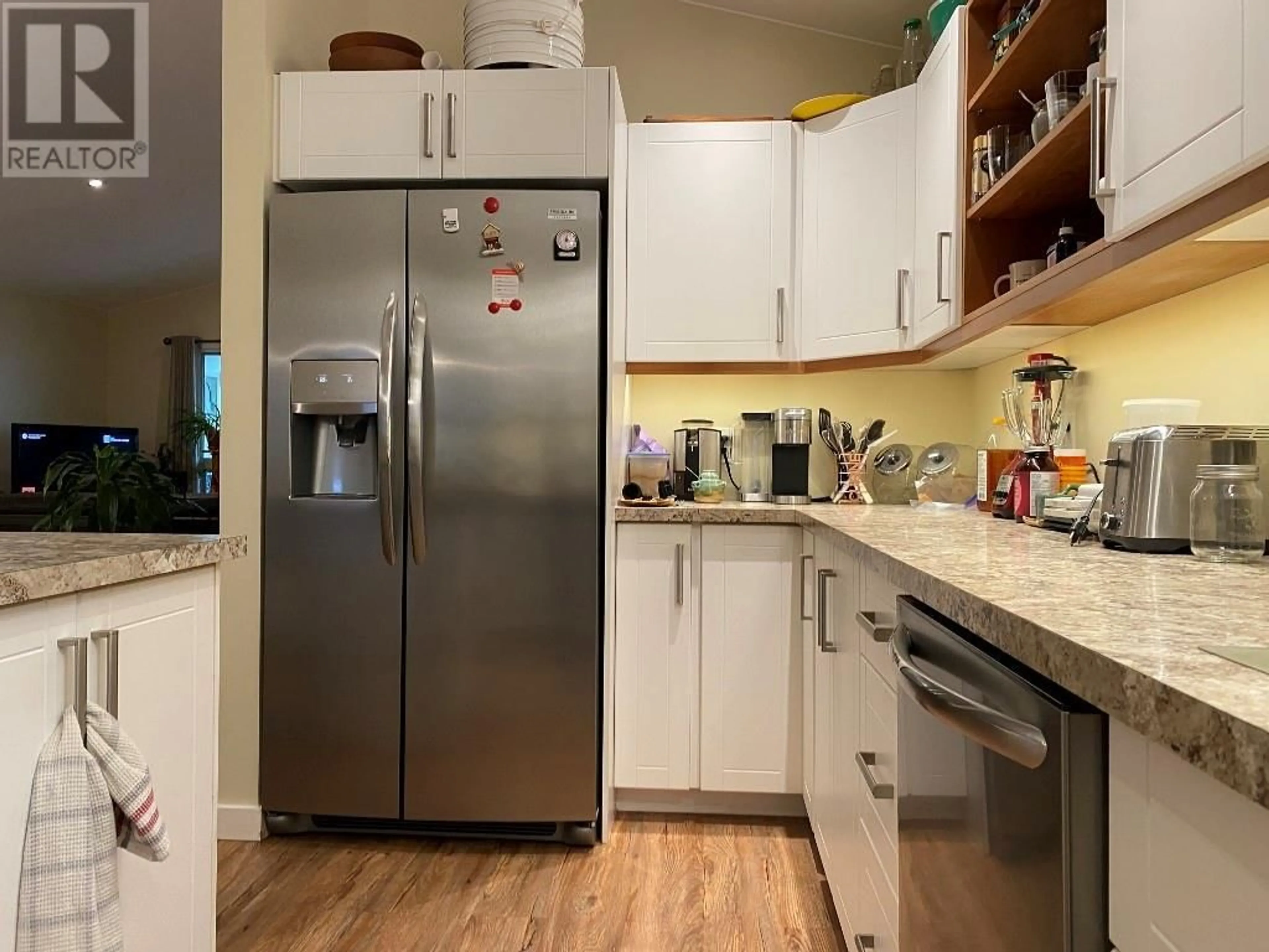 Standard kitchen, unknown for 4045 VALE AVENUE, Grand Forks British Columbia V0H1H5