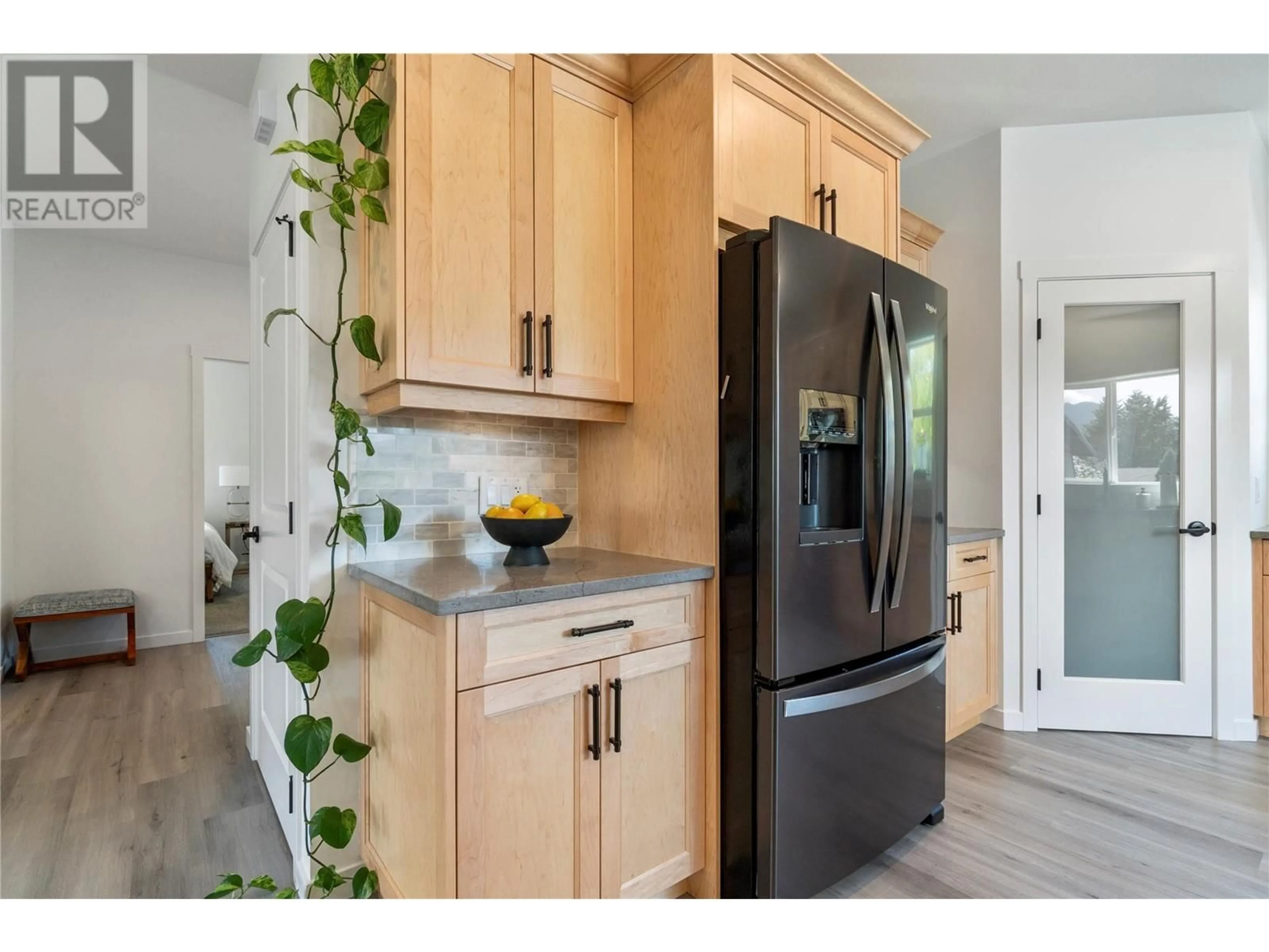 Unknown for 1240 52 AVENUE, Salmon Arm British Columbia V1E3M8