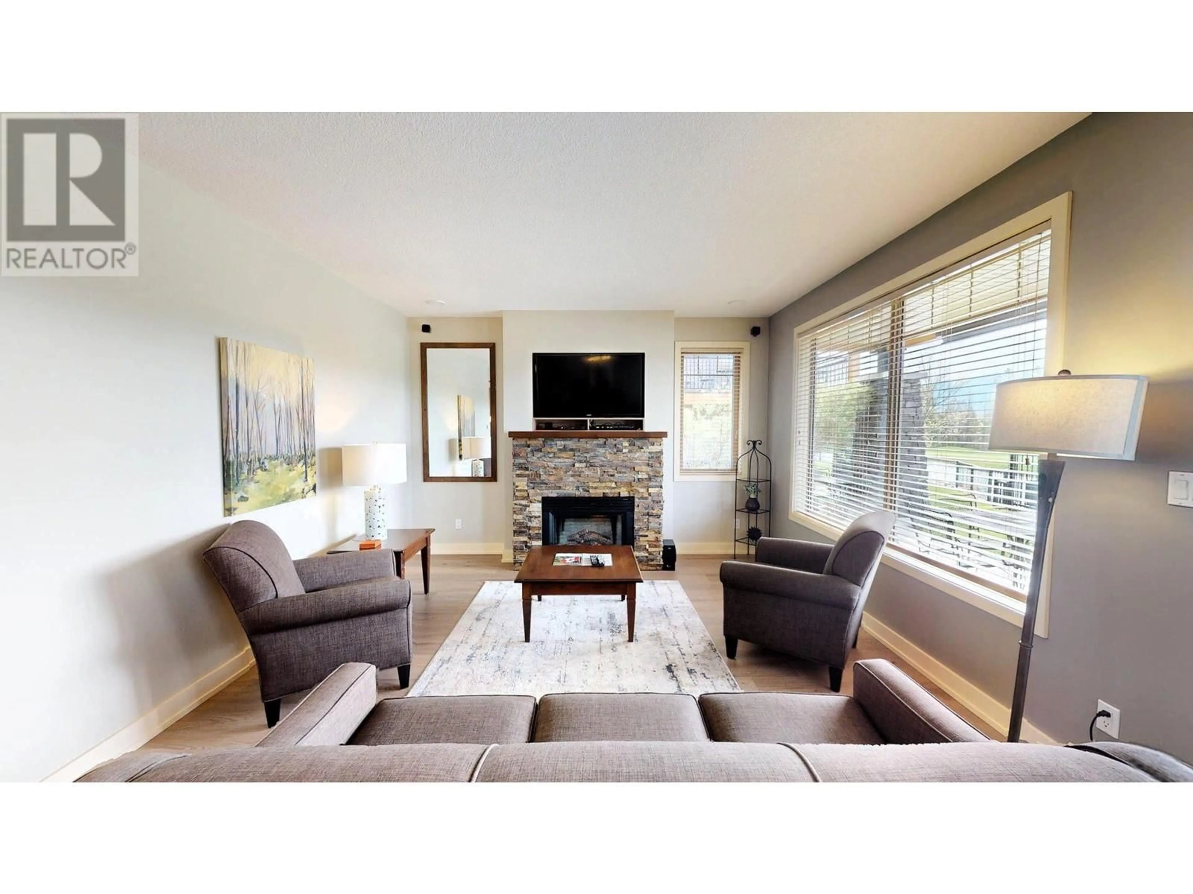 Living room with furniture, unknown for 611 D - 600 BIGHORN BOULEVARD, Radium Hot Springs British Columbia V0A1M0