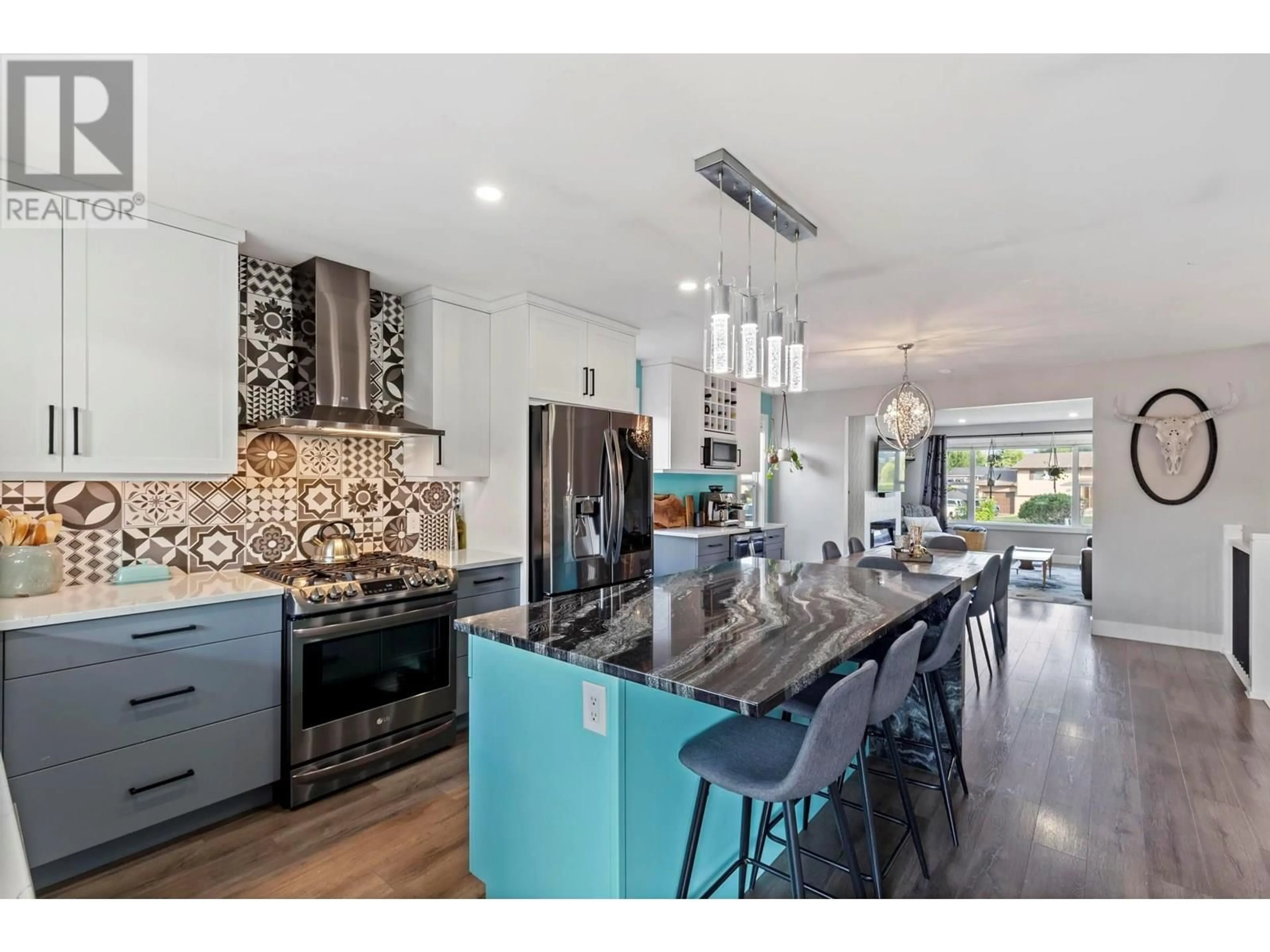 Open concept kitchen, ceramic/tile floor for 920 FIFE ROAD, Kelowna British Columbia V1X1V5