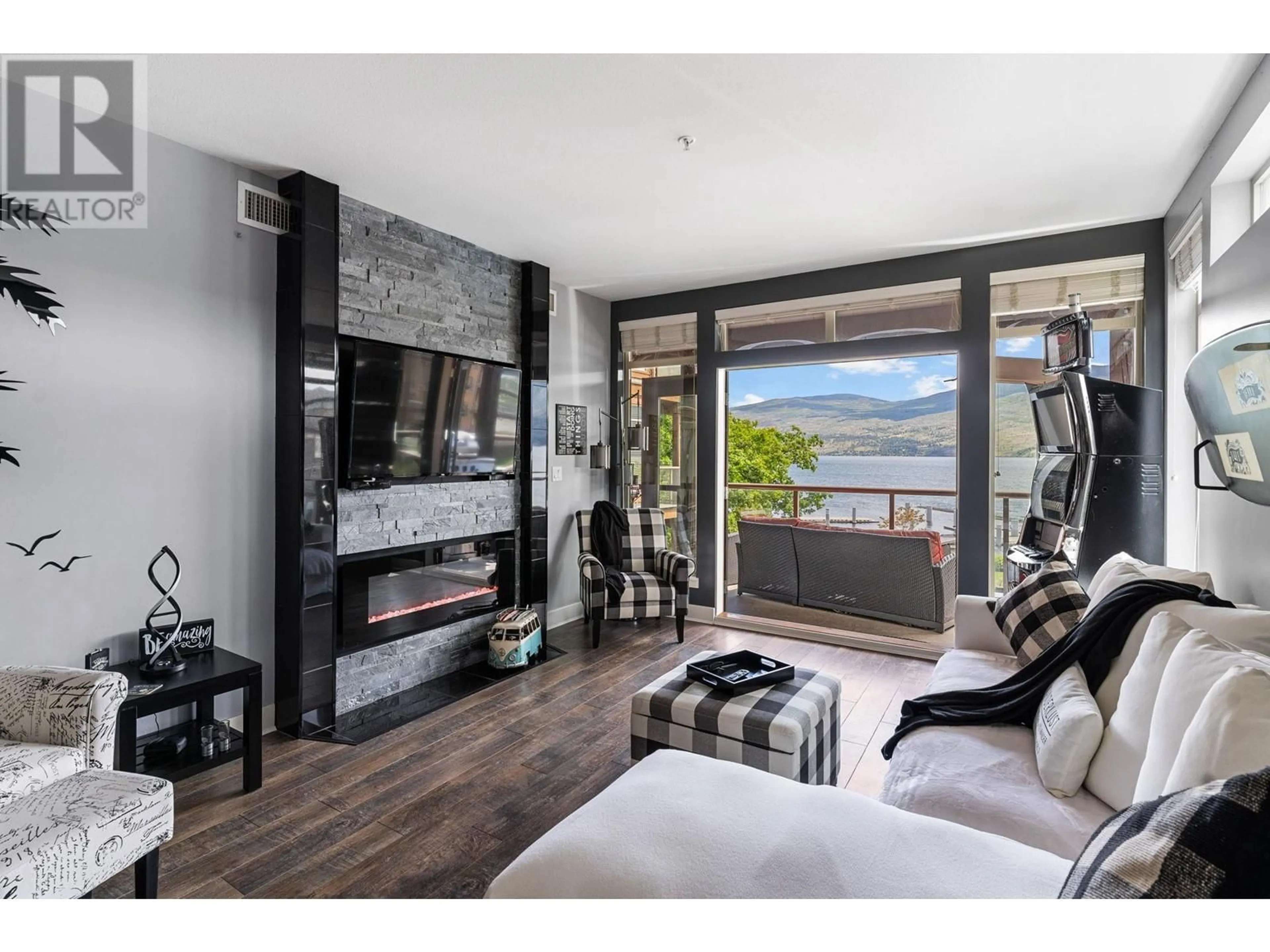 Living room with furniture, unknown for 311 - 4205 GELLATLY ROAD, West Kelowna British Columbia V4T2K2
