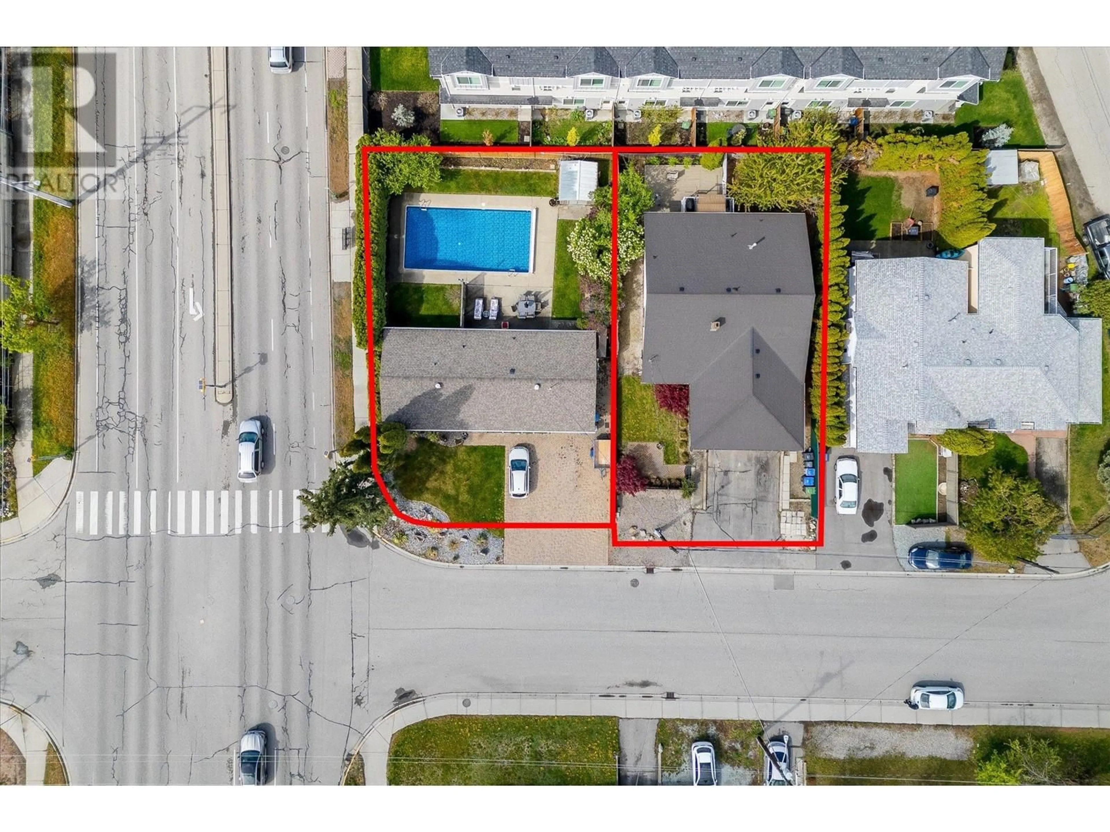 A pic from outside/outdoor area/front of a property/back of a property/a pic from drone, street for 2030 WILKINSON STREET, Kelowna British Columbia V1Y3Z8