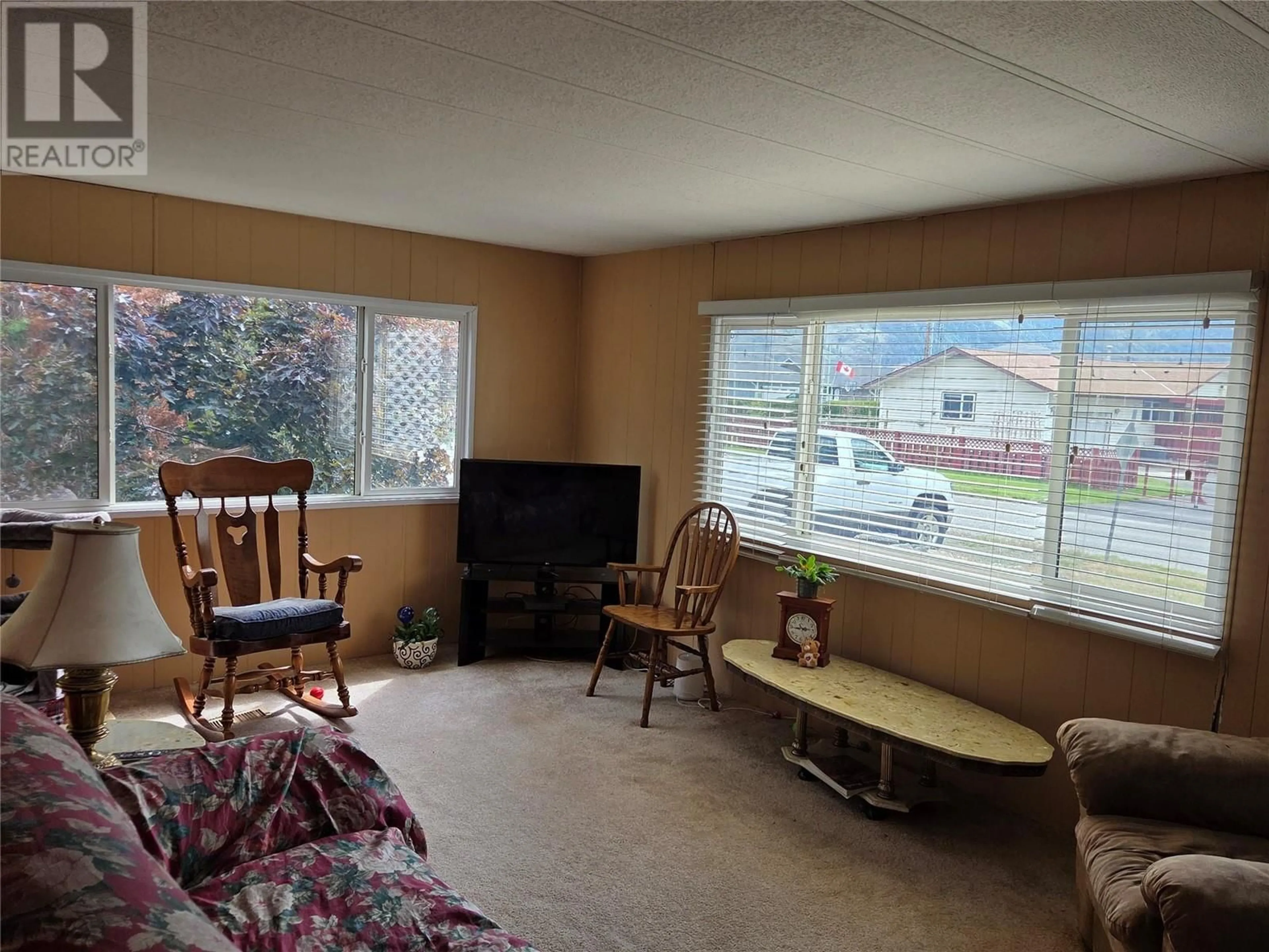 A pic of a room for 405 VANDELINDE DRIVE, Keremeos British Columbia V0X1N2
