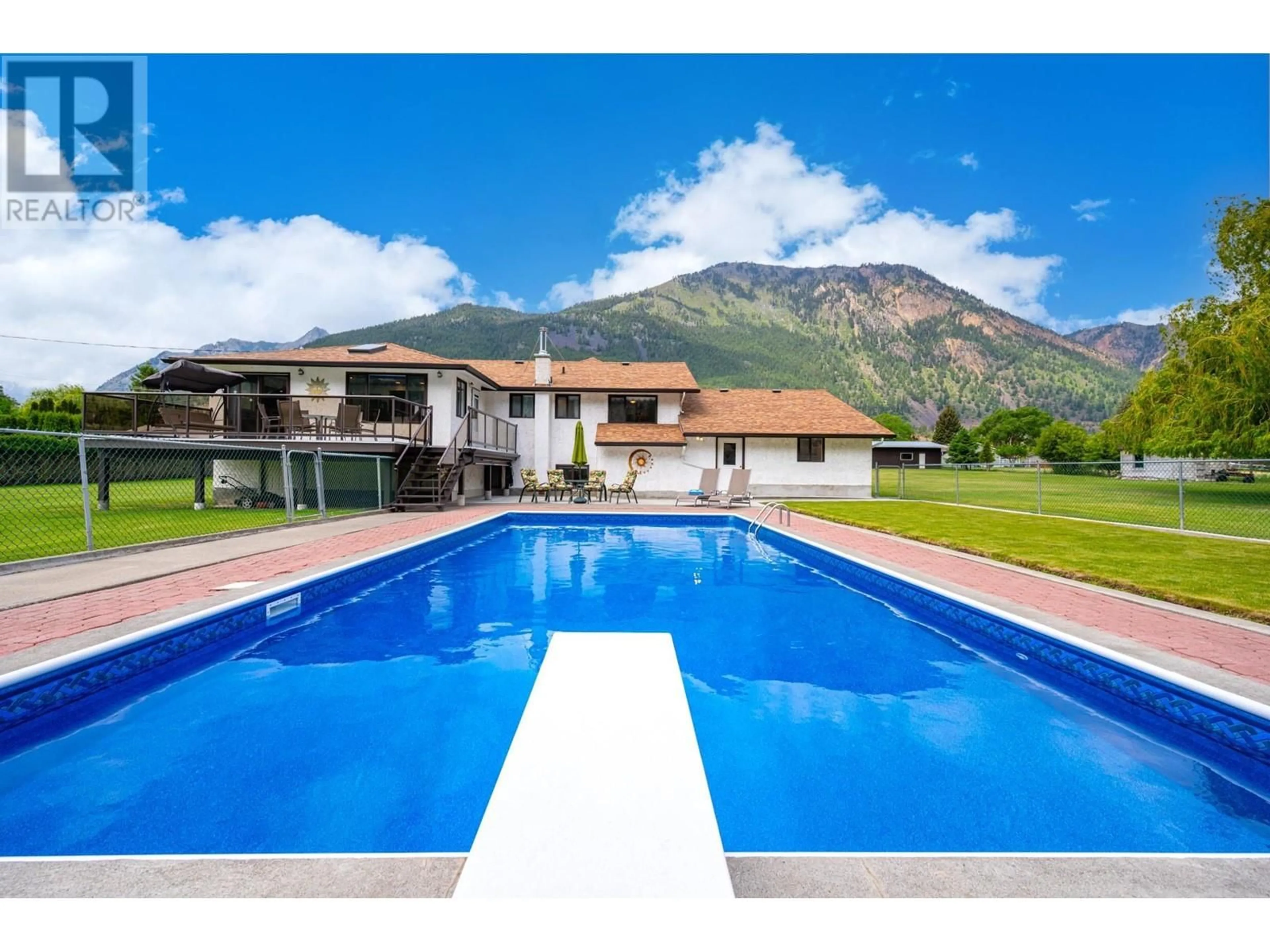 Pool for 184 D'ESTE ROAD, Lillooet British Columbia V0K1V0