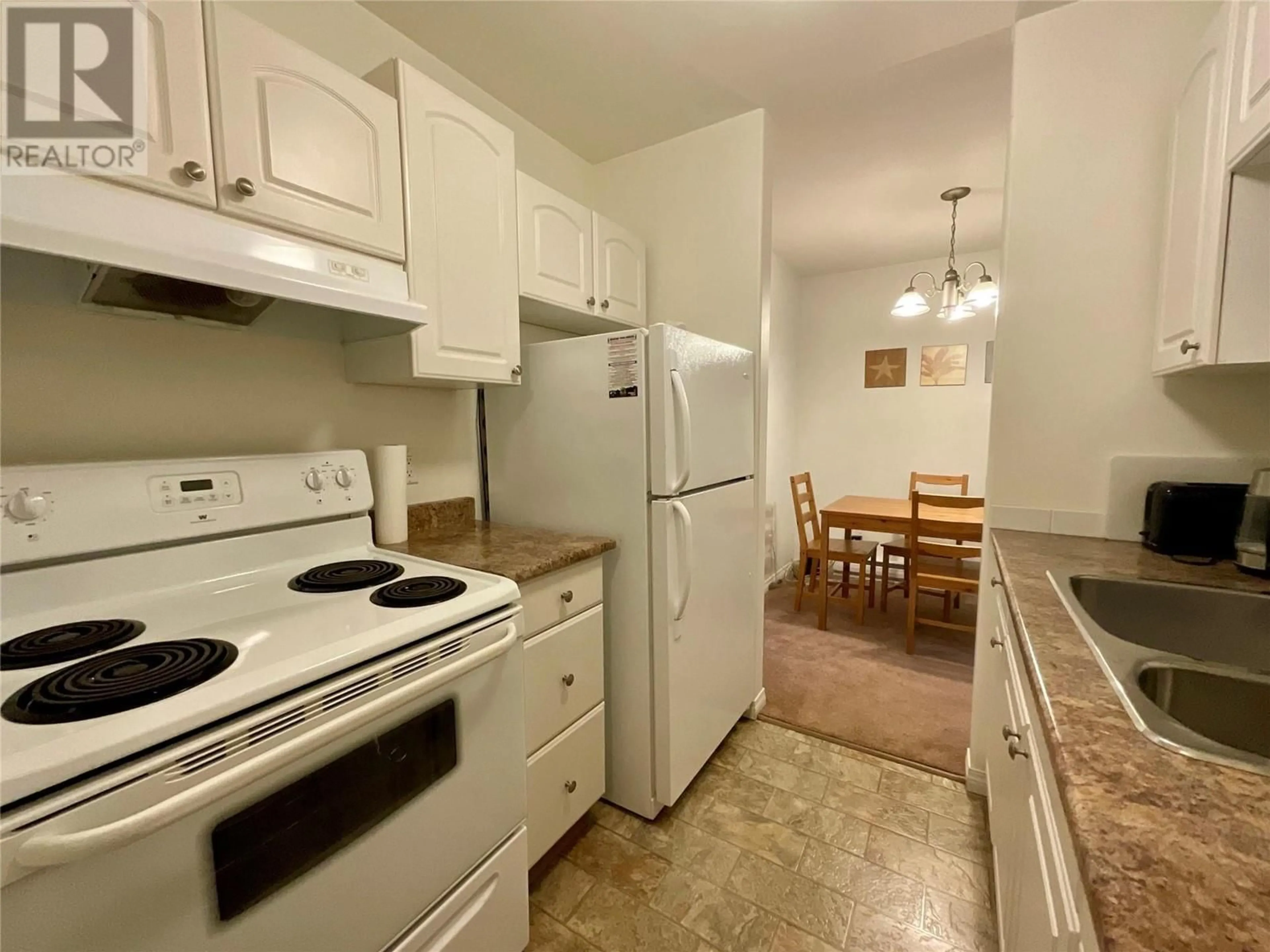 Standard kitchen, unknown for 214 - 212 SPIEKER AVENUE, Tumbler Ridge British Columbia V0C2W0