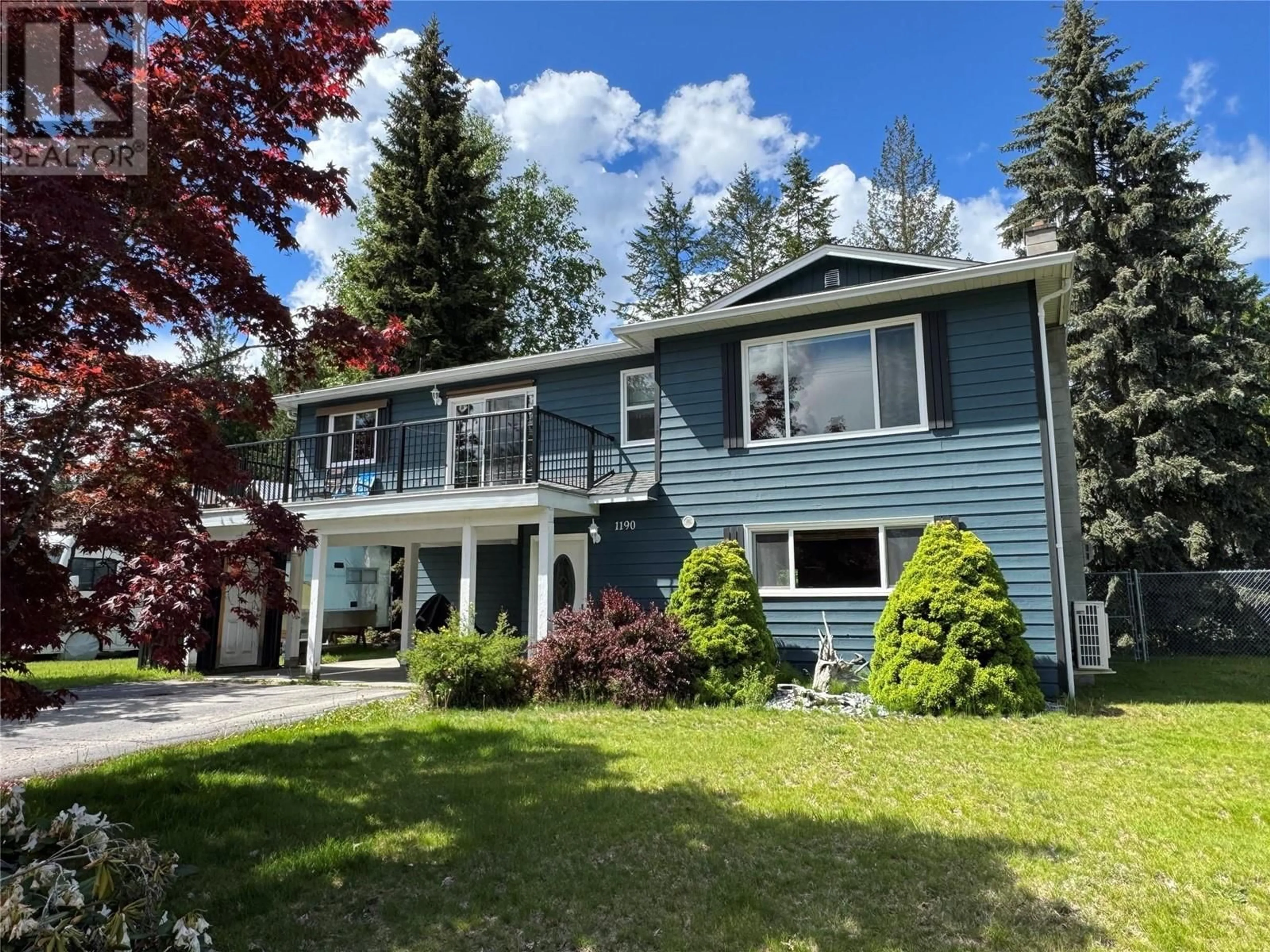 Home with vinyl exterior material, street for 1190 NICHOL ROAD, Revelstoke British Columbia V0E2S1
