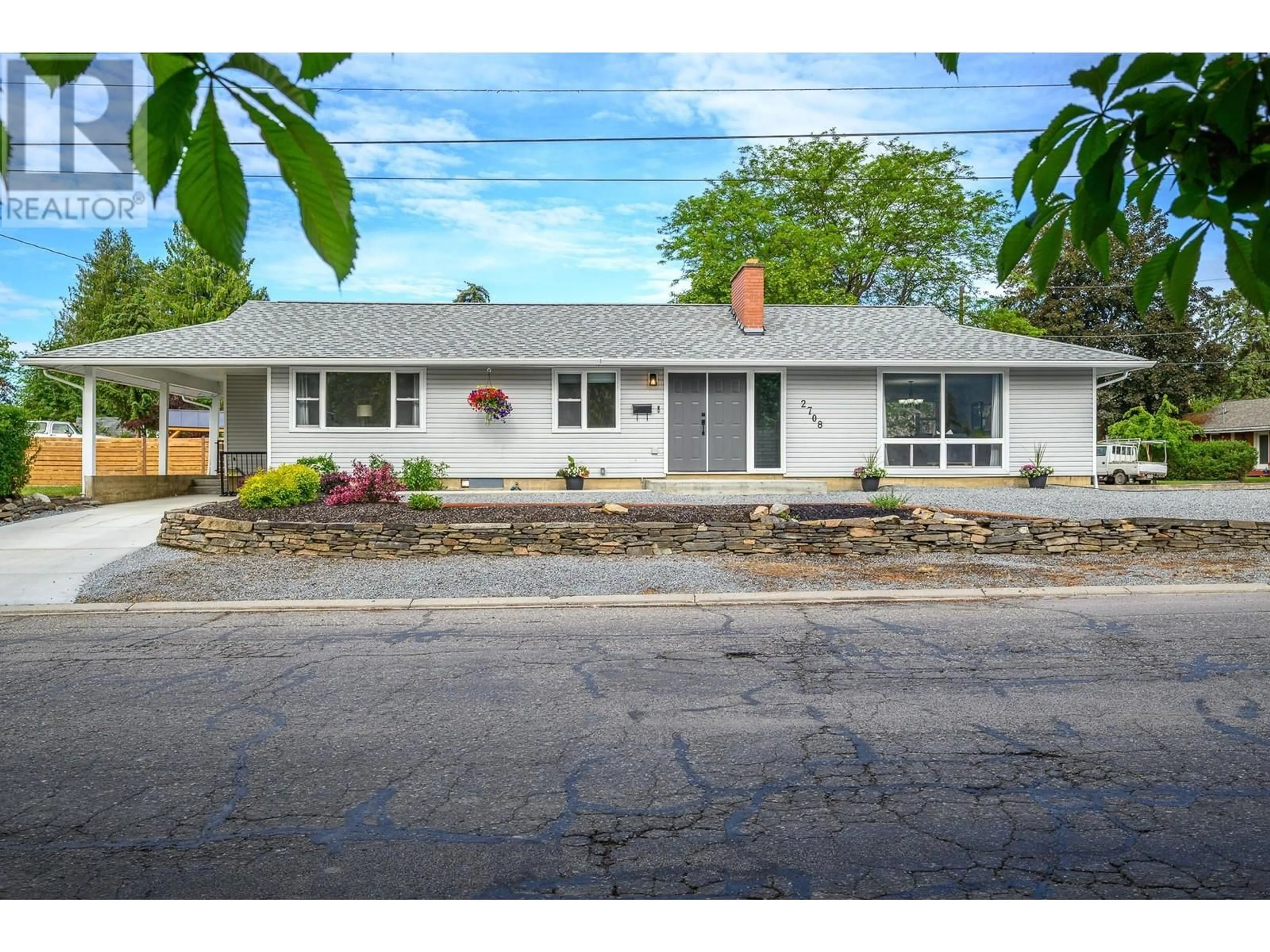 Home with vinyl exterior material, street for 2708 18TH STREET, Vernon British Columbia V1T4A4