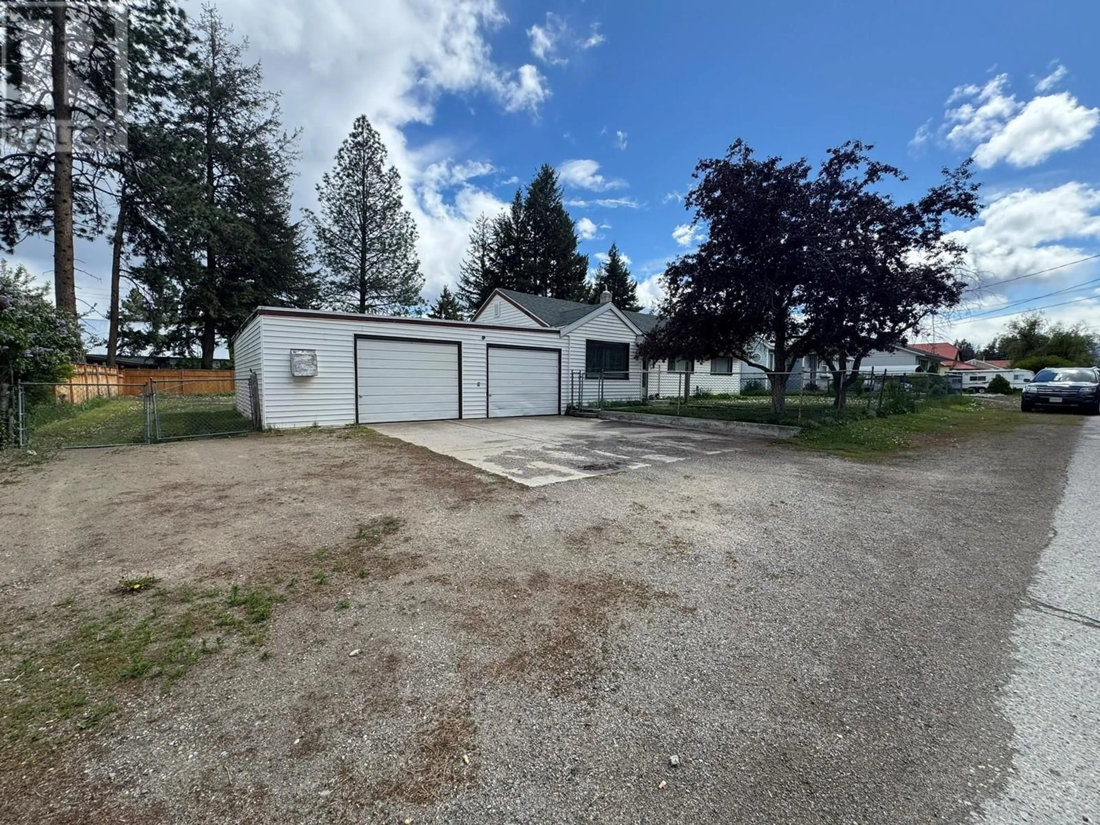 A pic from outside/outdoor area/front of a property/back of a property/a pic from drone, street for 222 BILLITER AVENUE, Princeton British Columbia V0X1W0
