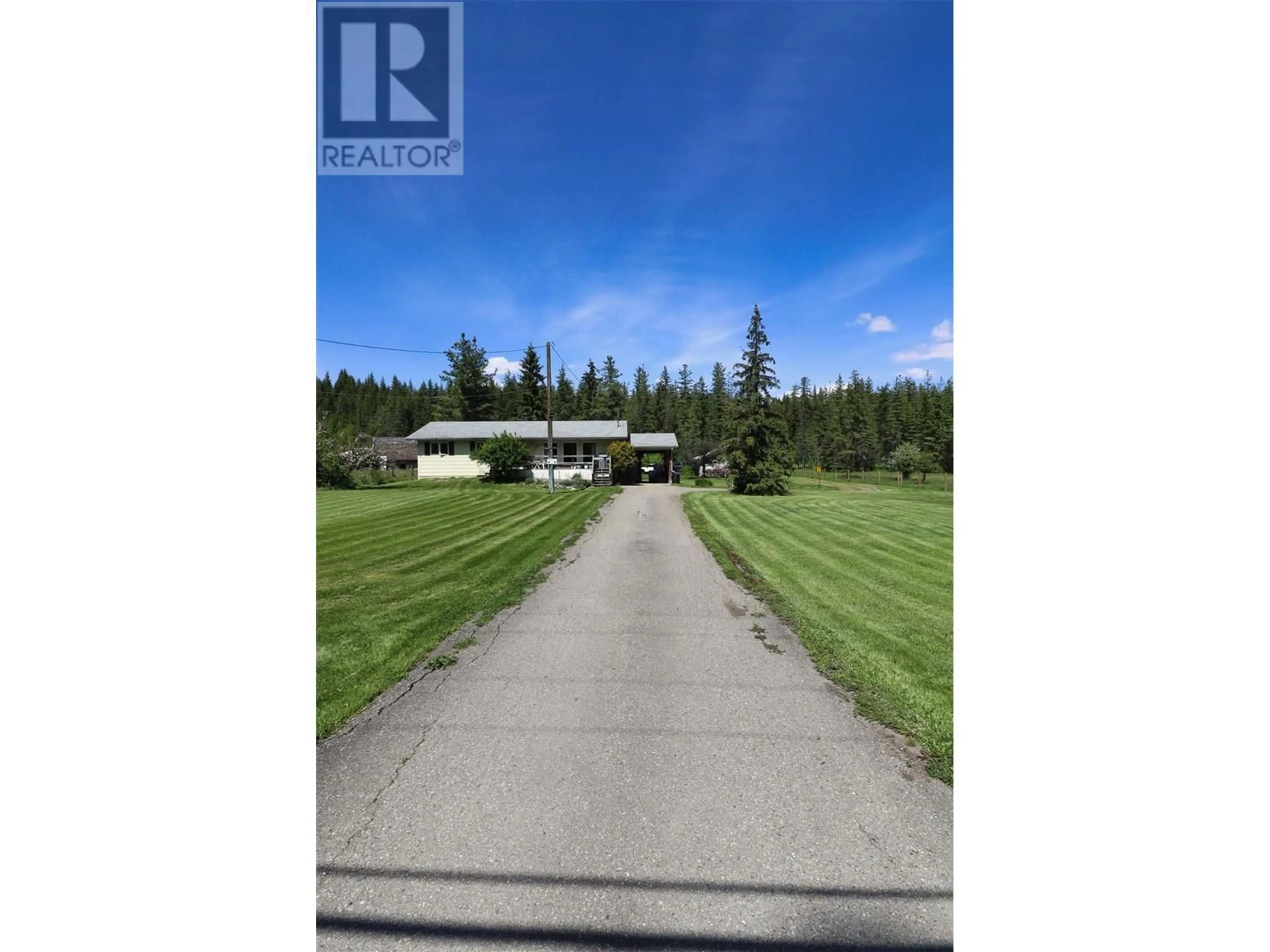 A pic from outside/outdoor area/front of a property/back of a property/a pic from drone, street for 4619 EAGLE BAY ROAD, Eagle Bay British Columbia V0E1T0