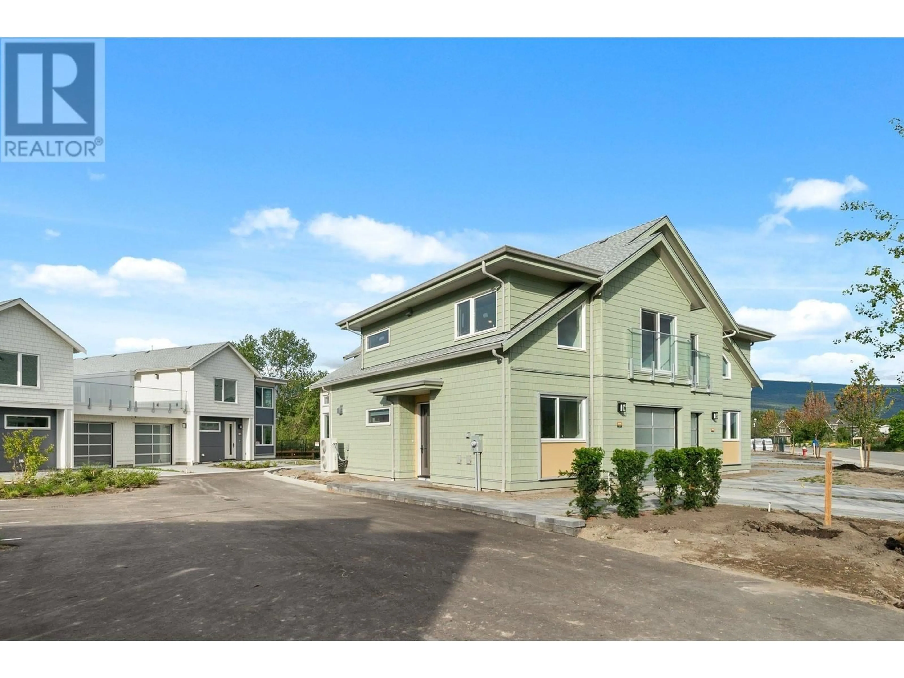 Home with vinyl exterior material, street for 3060 LANDRY CRESCENT, Summerland British Columbia V0H1Z9