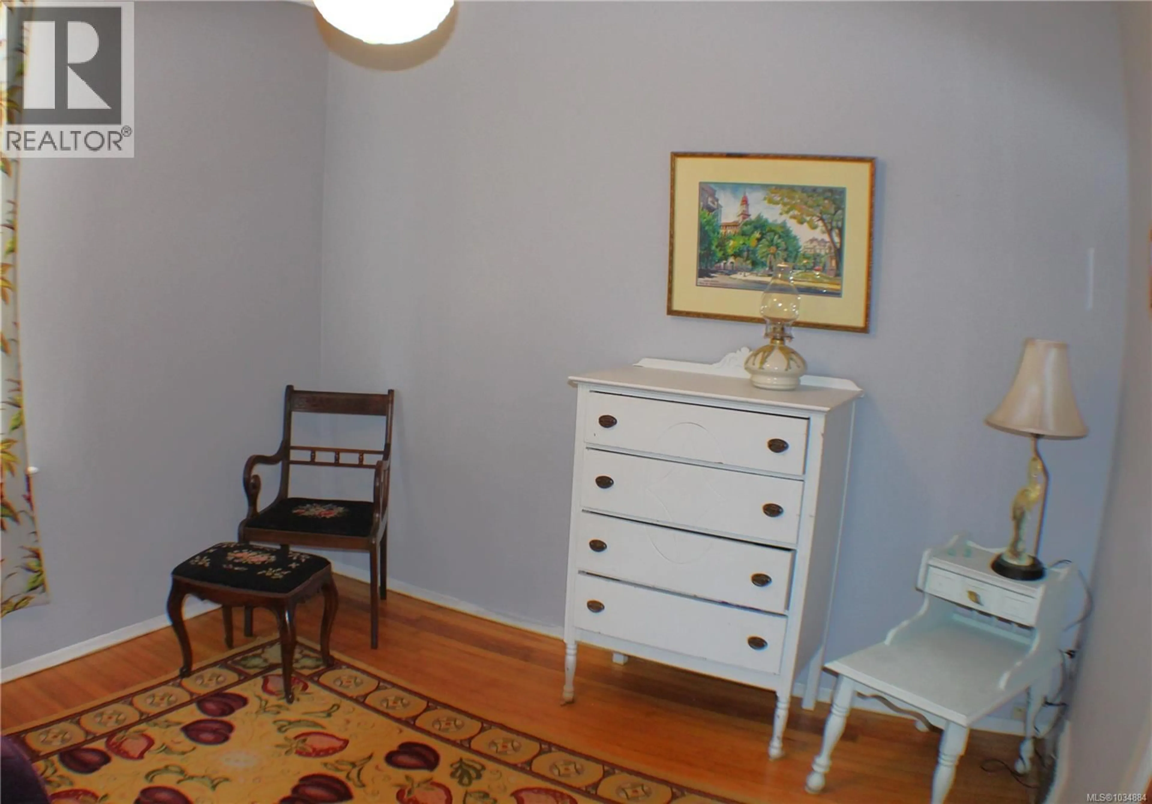 A pic of a room for 1404 TAUNTON STREET, Victoria British Columbia V8R1W9
