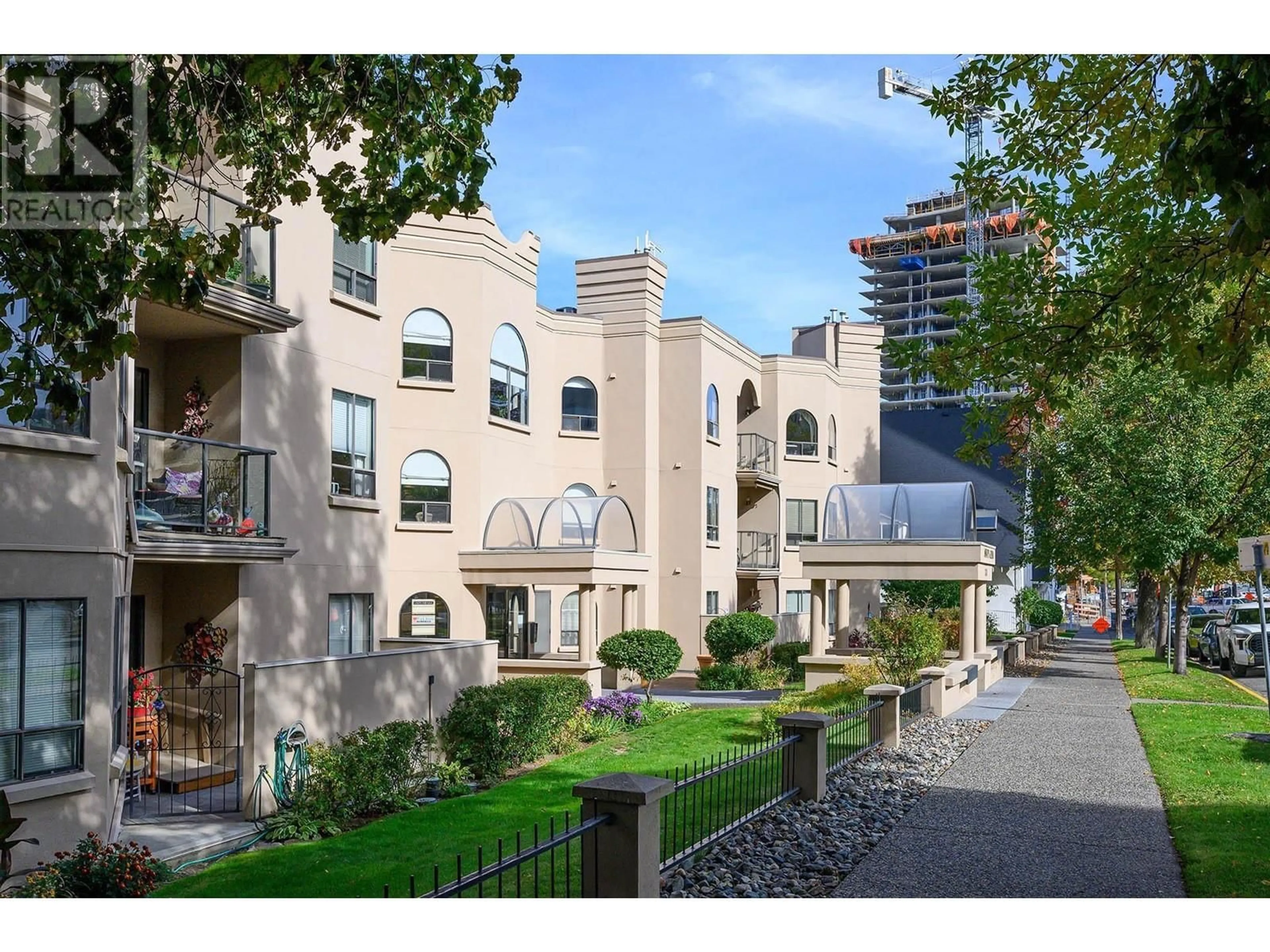 Patio, street for 310 - 338 NICOLA STREET, Kamloops British Columbia V2C2P5