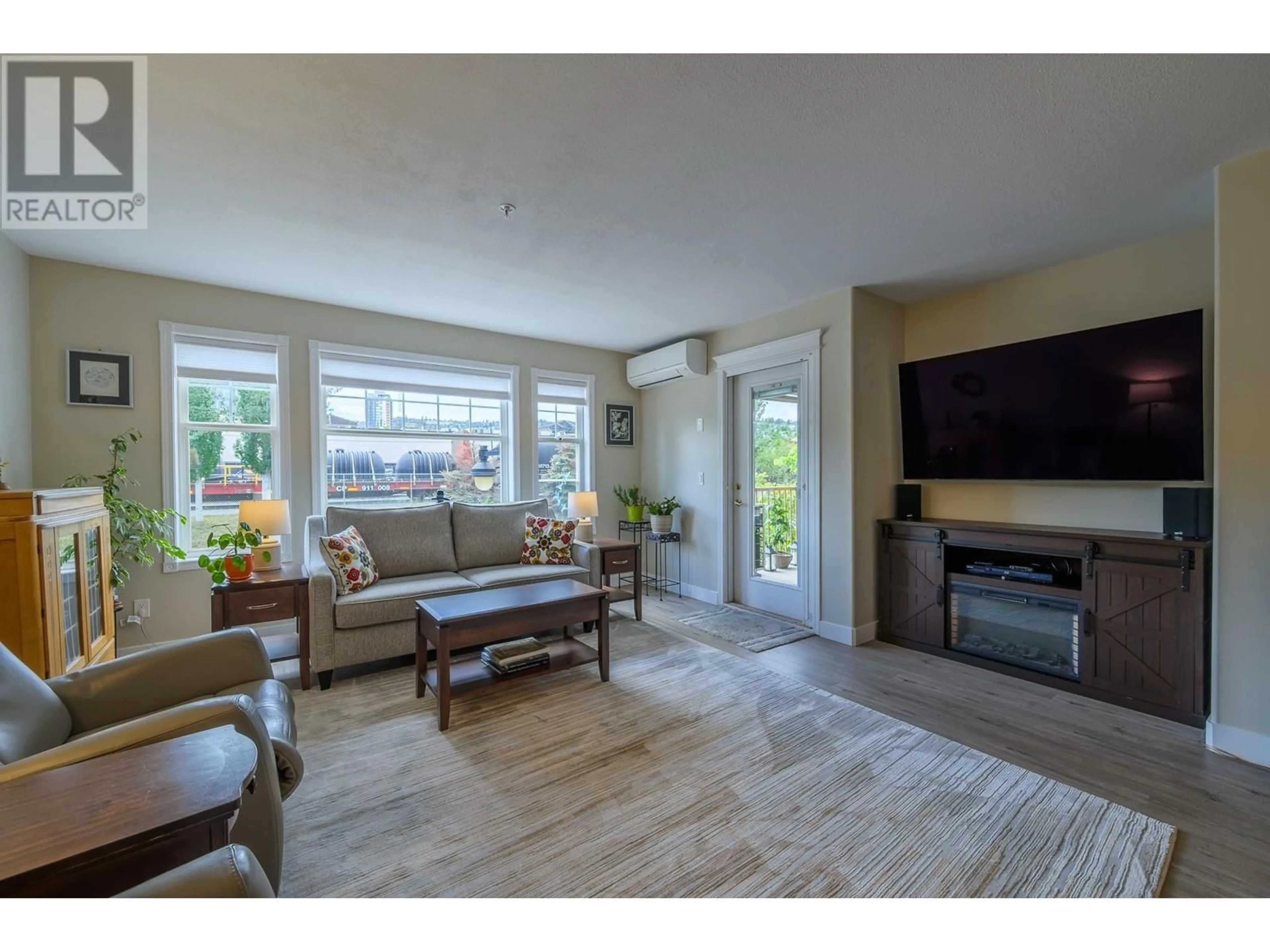 Living room with furniture, unknown for 202 - 510 LORNE STREET, Kamloops British Columbia V2C1W3