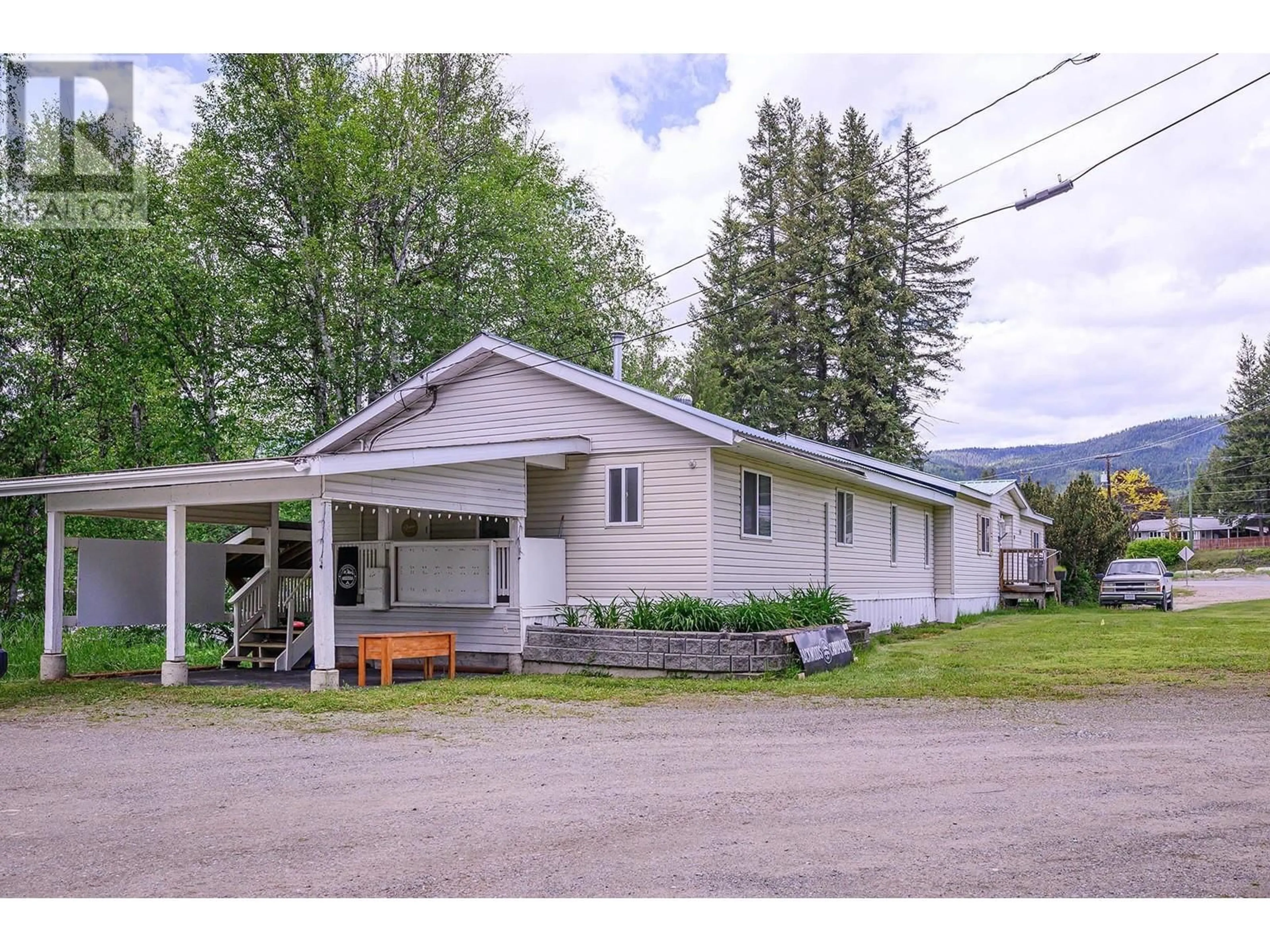 Unknown for 32 OLD N THOMPSON  E HIGHWAY, Clearwater British Columbia V0E1N2