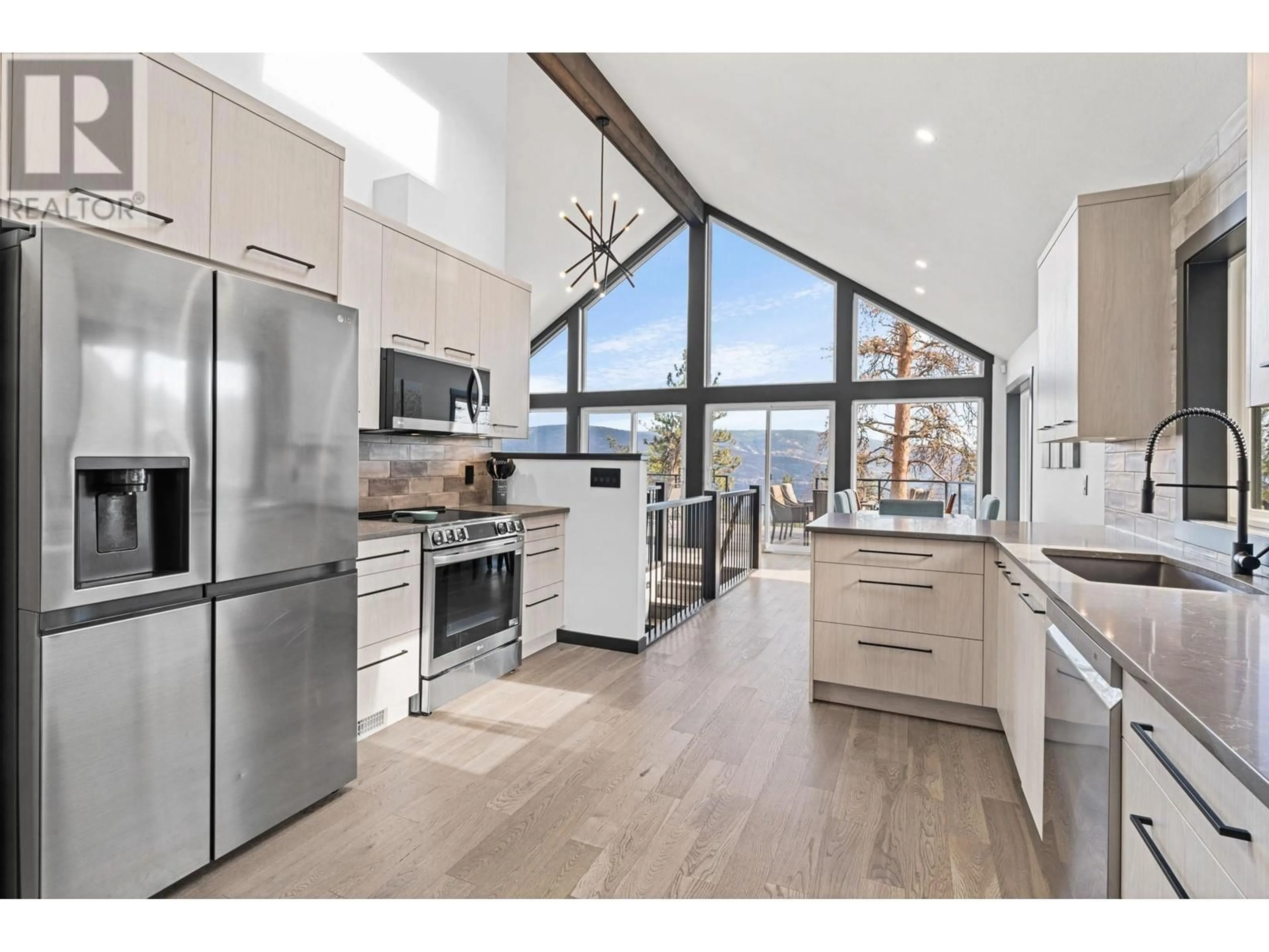 Open concept kitchen, unknown for 591 MOODY CRESCENT, Vernon British Columbia V1H2C8