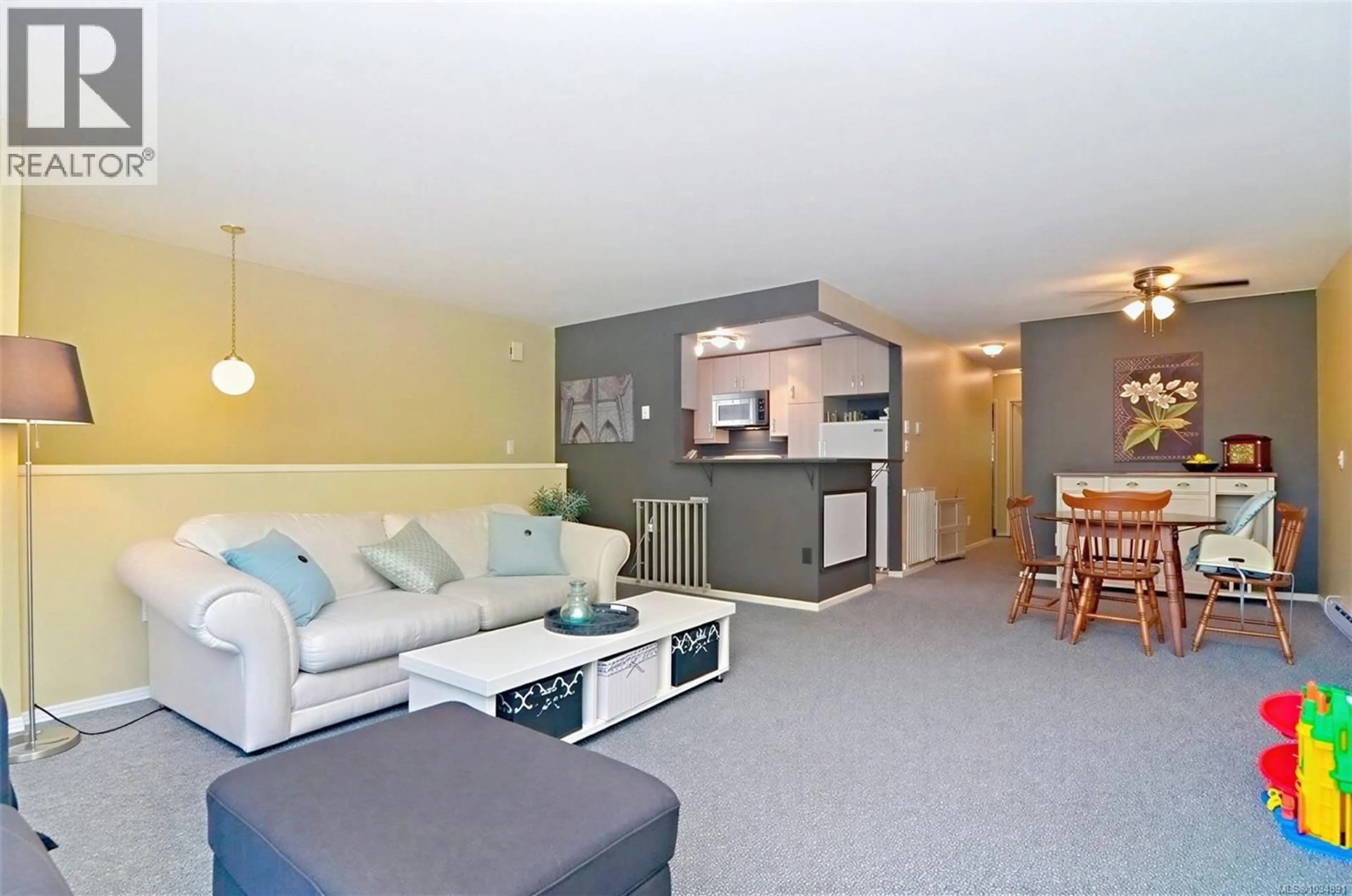 Living room with furniture, unknown for 379 KISLINGBURY LANE, View Royal British Columbia V9B5R2