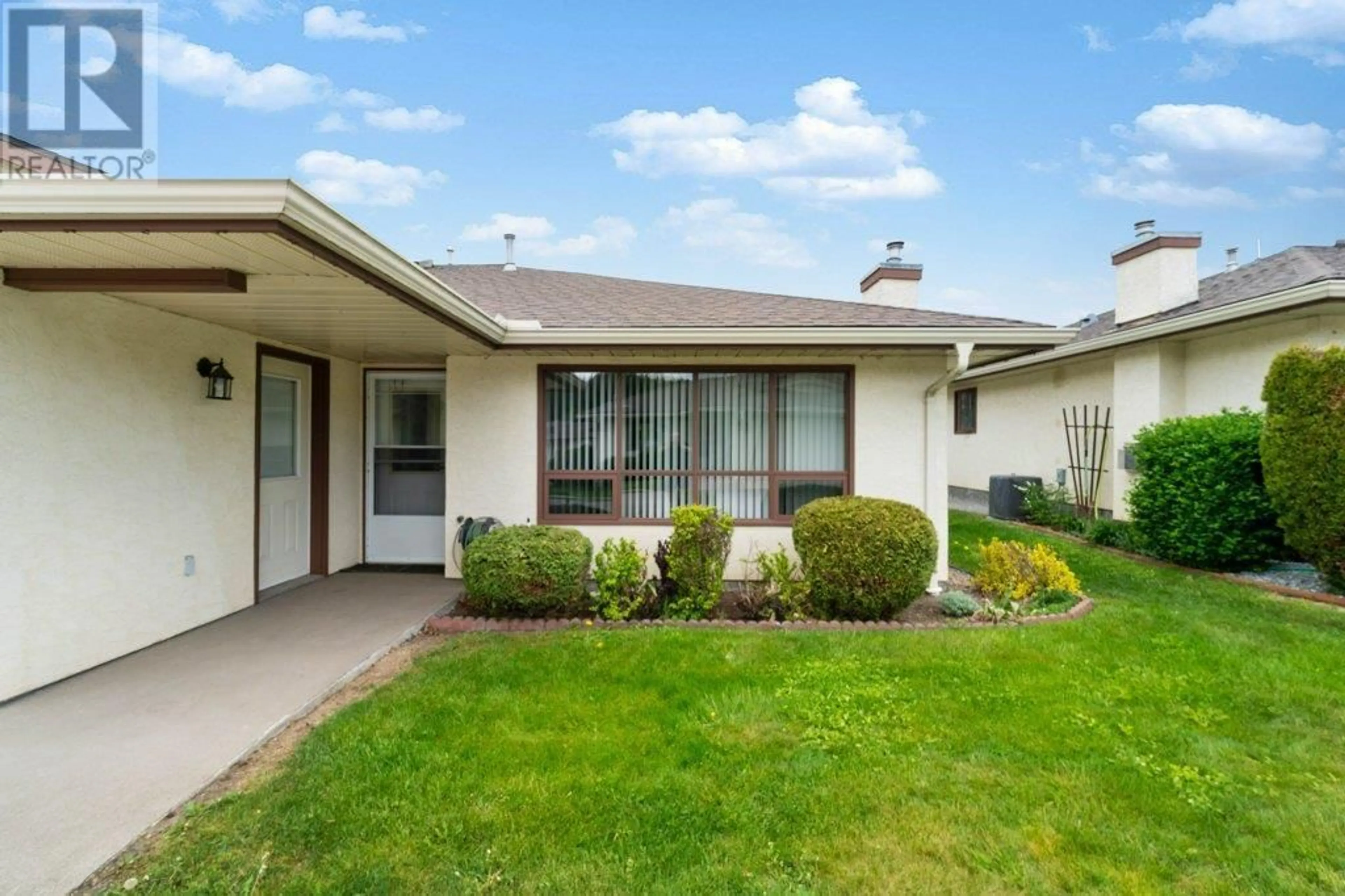 Home with vinyl exterior material, unknown for 18 - 151 8TH AVENUE SOUTHWEST, Salmon Arm British Columbia V1E1B9