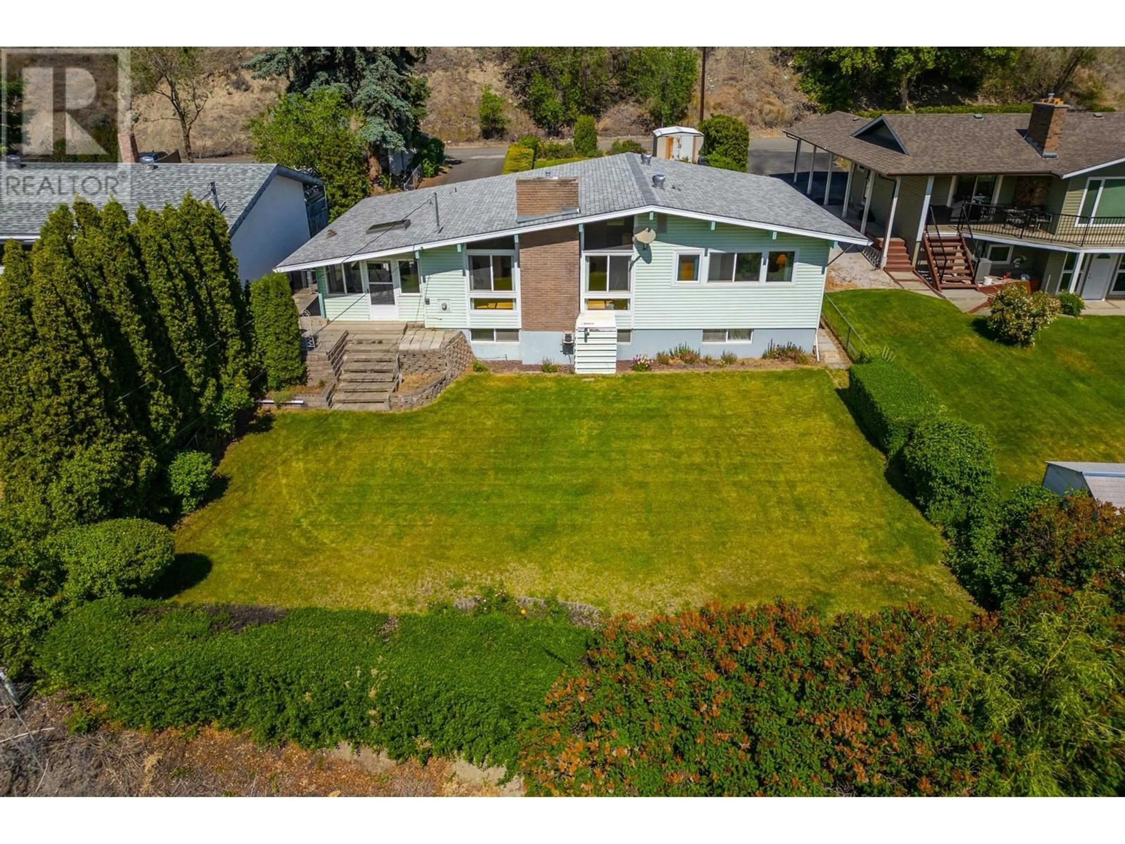 A pic from outside/outdoor area/front of a property/back of a property/a pic from drone, street for 405 MACLEOD LANE, Ashcroft British Columbia V0K1A0