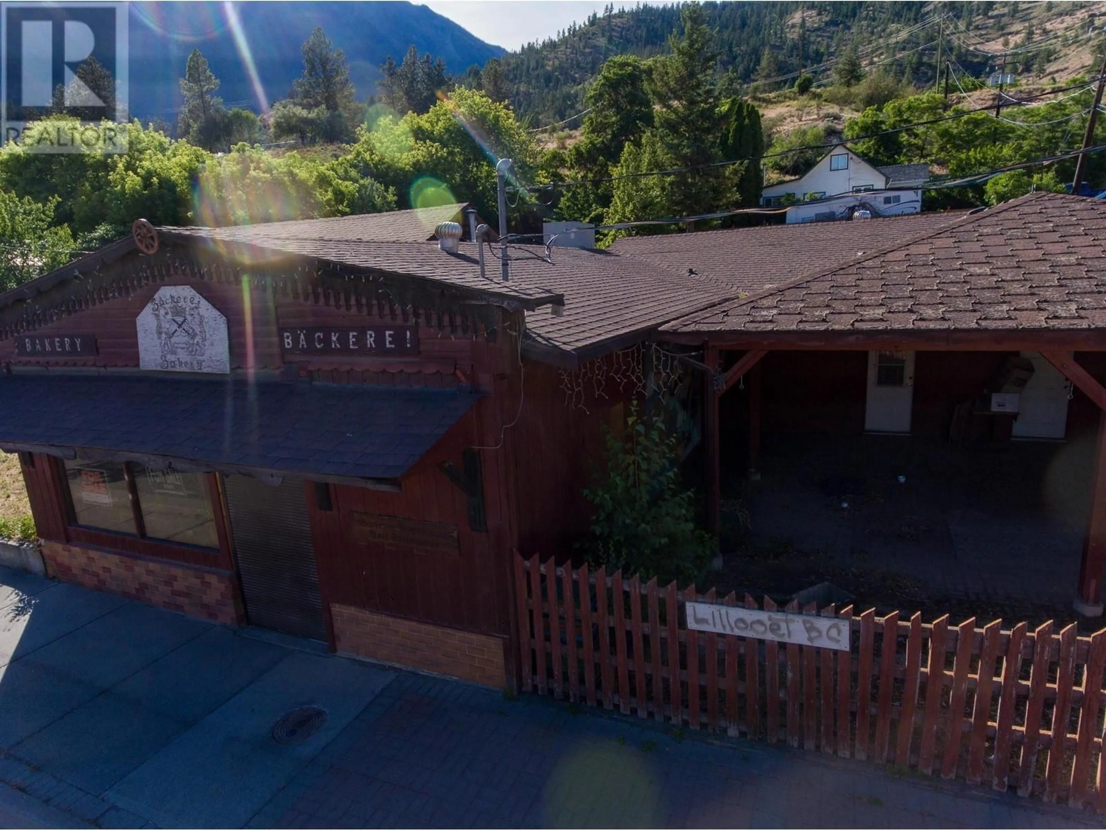 A pic from outside/outdoor area/front of a property/back of a property/a pic from drone, mountain view for 705 MAIN STREET, Lillooet British Columbia V0K1V0