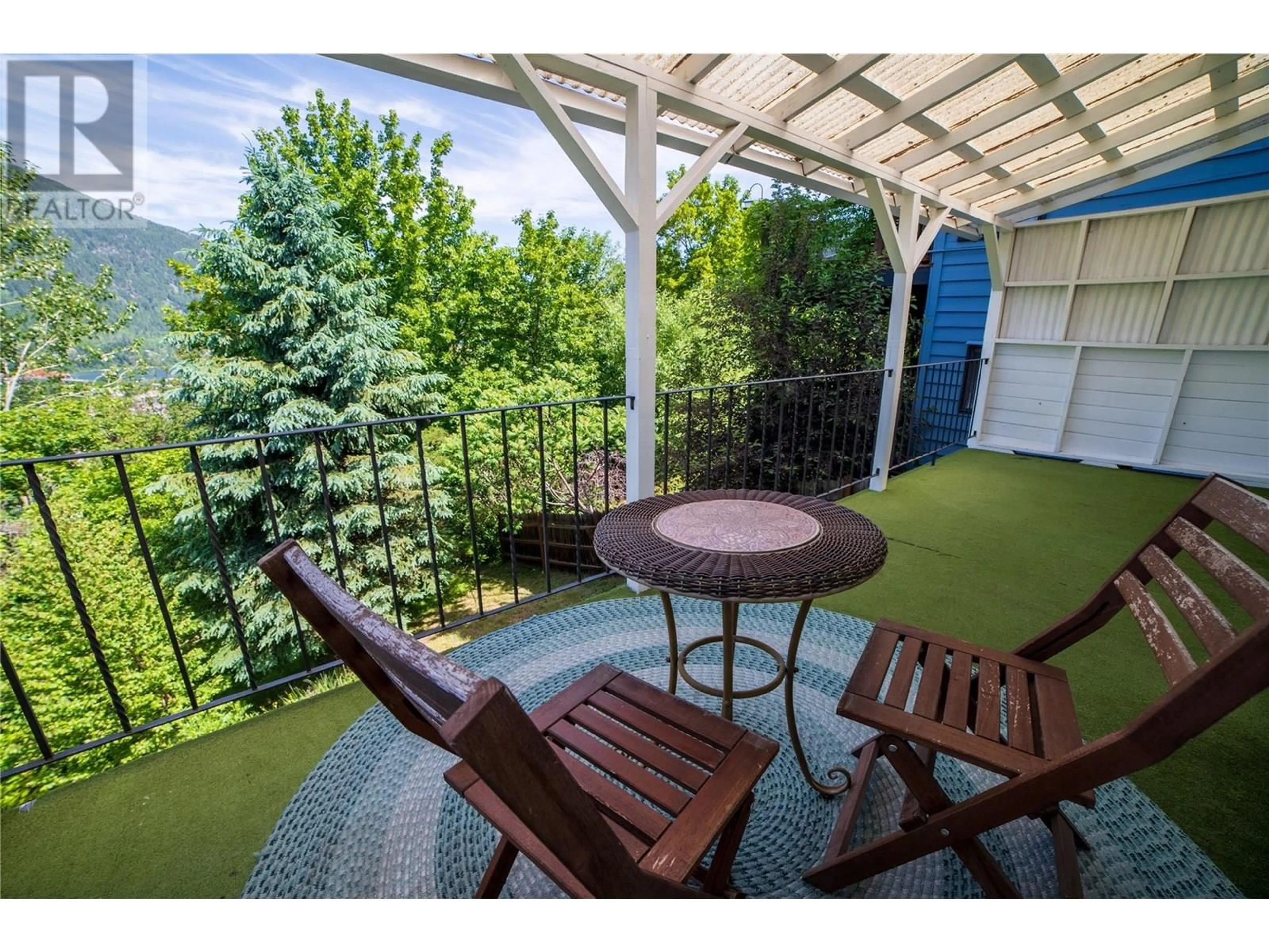 Patio, unknown for 319 HIGH STREET, Nelson British Columbia V1L3Z9