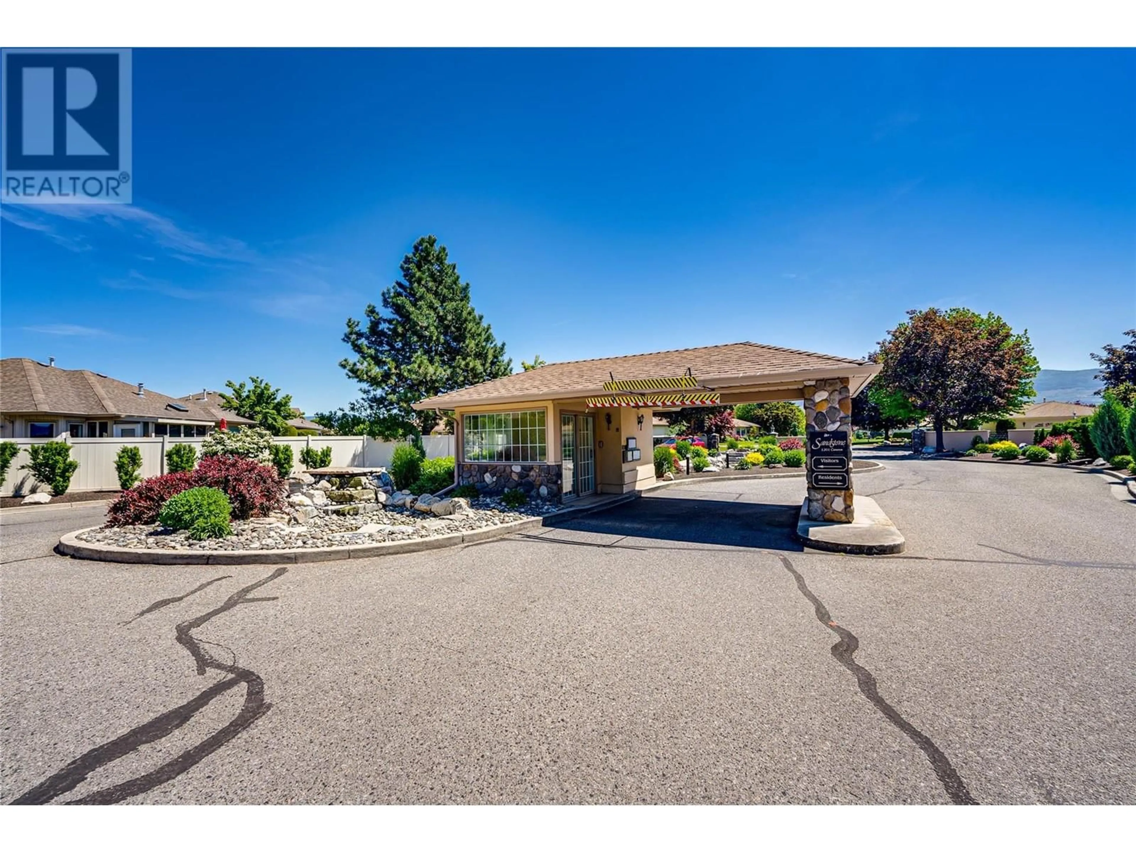 Unknown for 8 - 1201 CAMERON AVENUE, Kelowna British Columbia V1Y3R7