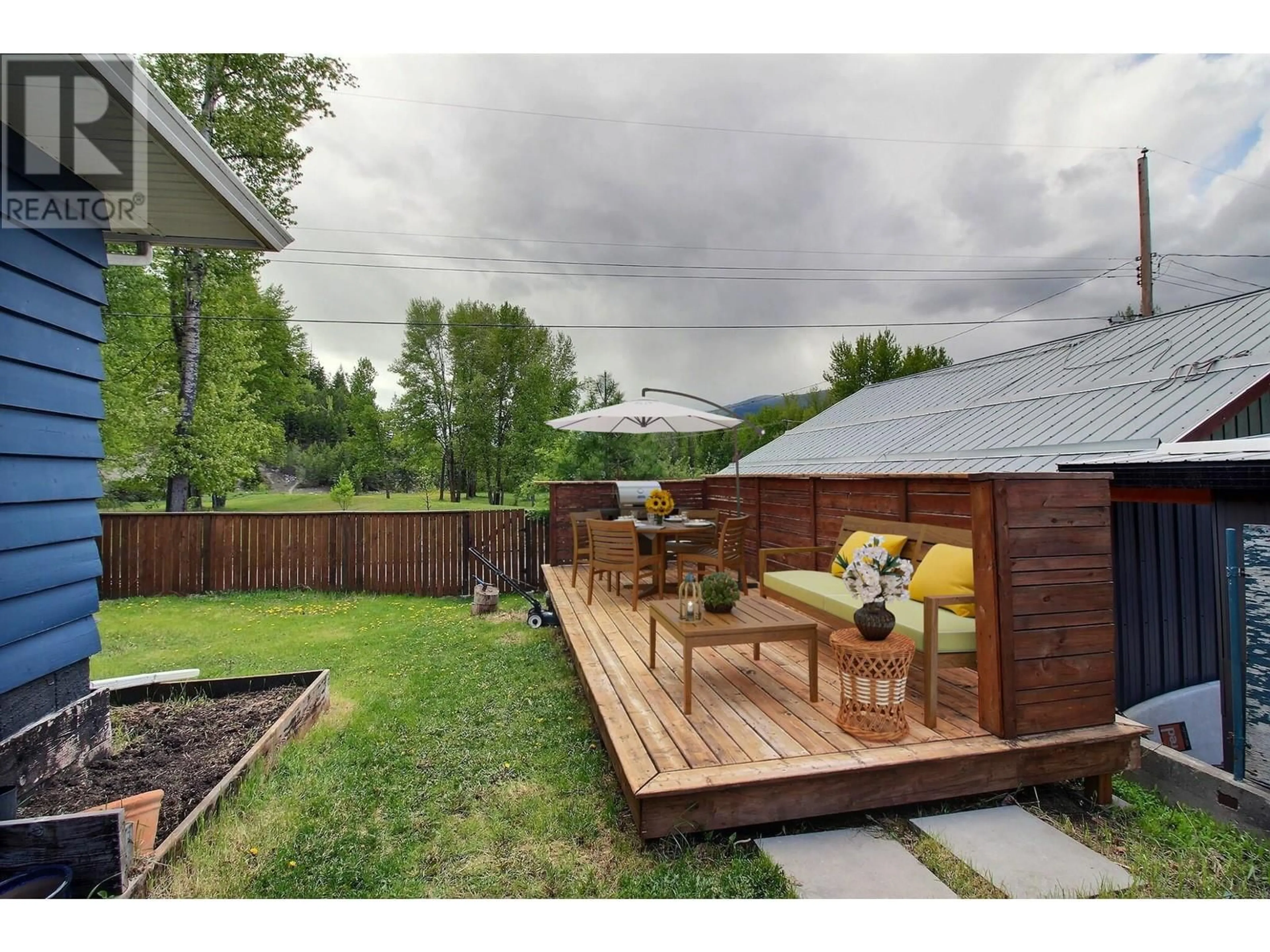 Patio, unknown for 1235 ALEXANDER DRIVE WEST, Golden British Columbia V0A1H0