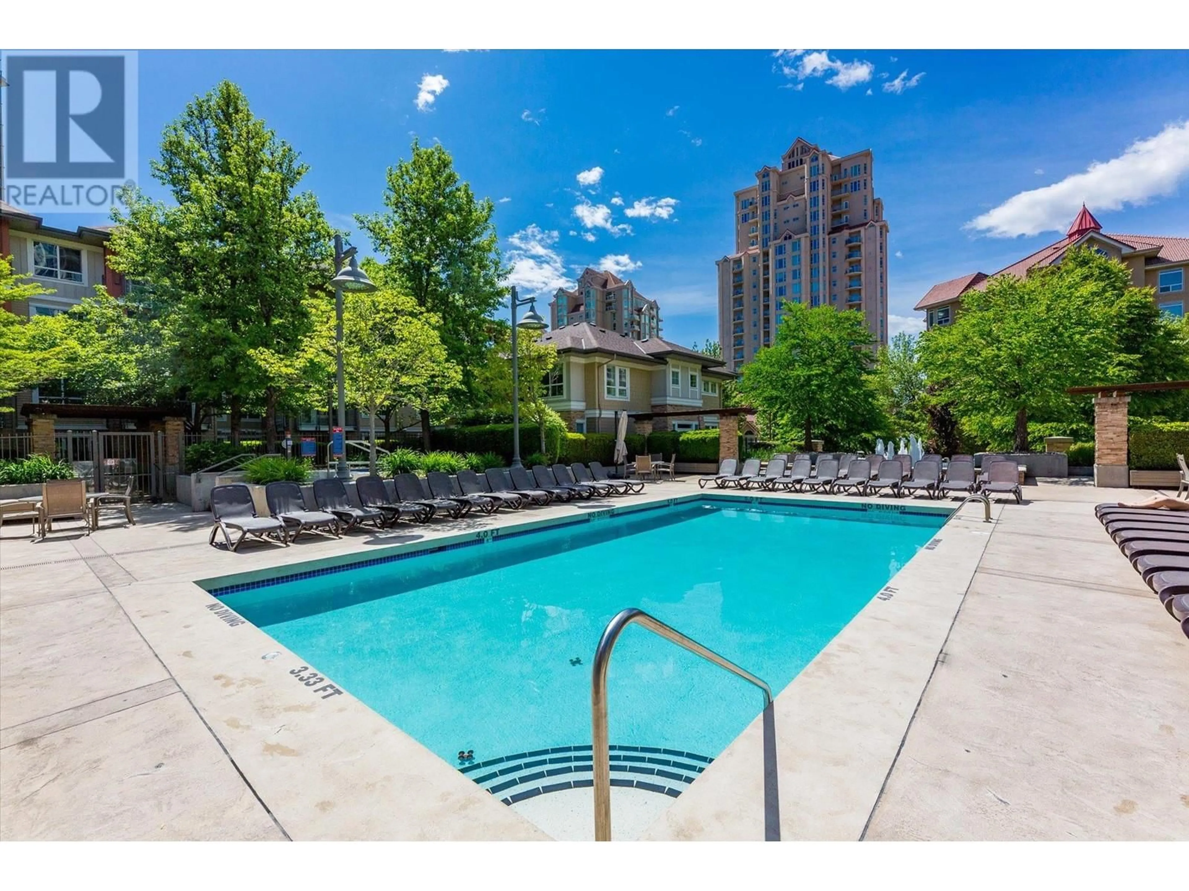Pool for 319 - 1083 SUNSET DRIVE, Kelowna British Columbia V1Y9Z1