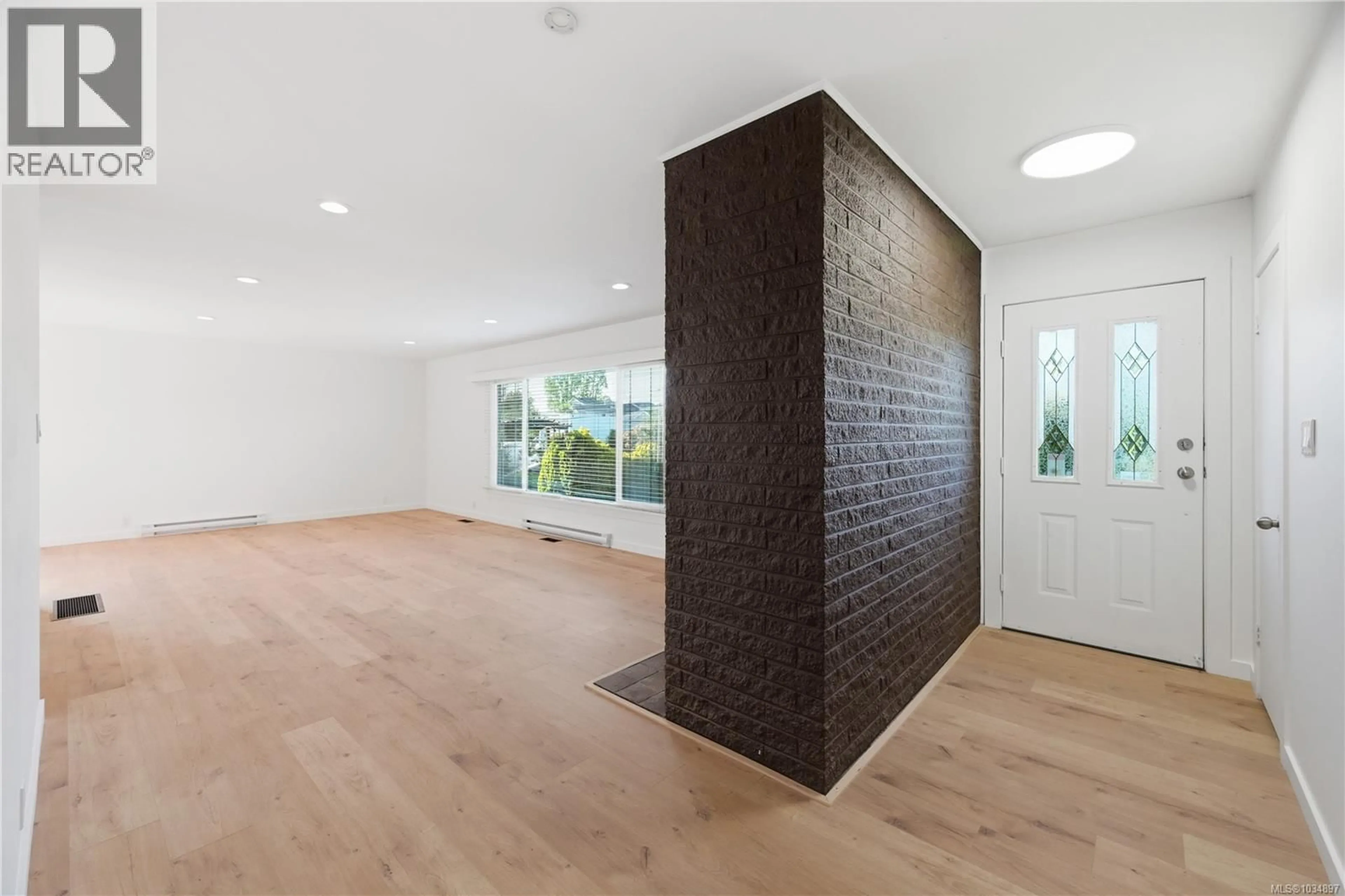 Unknown for 2153 JAMES WHITE BOULEVARD, Sidney British Columbia V8L1Y9