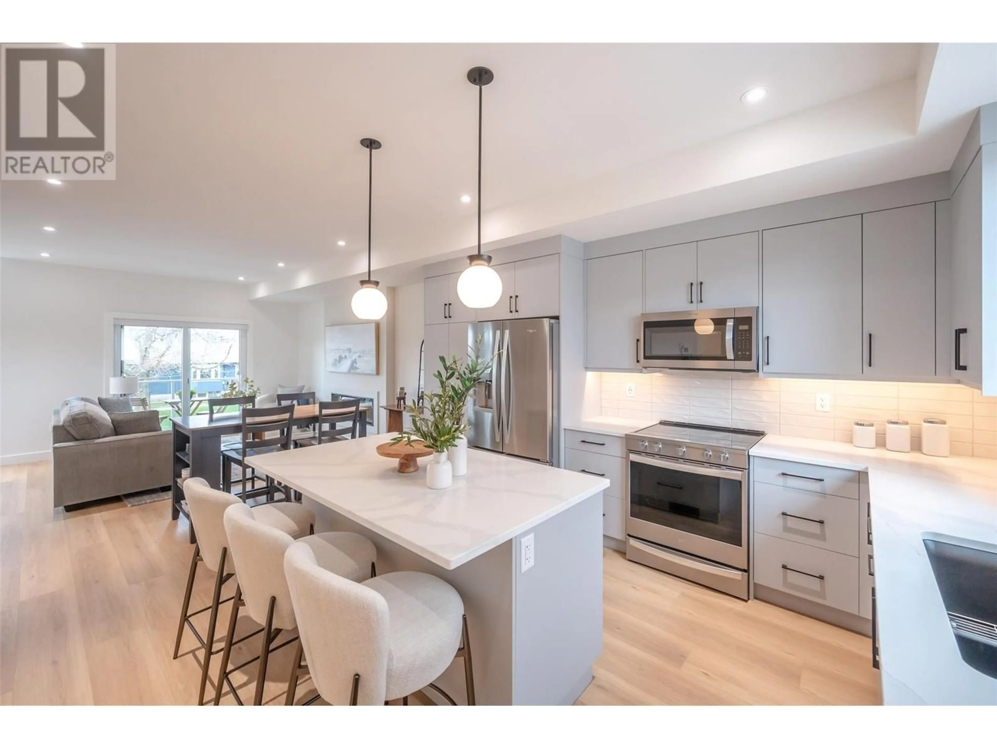Open concept kitchen, unknown for 104 - 770 ARGYLE STREET, Penticton British Columbia V2A5N7
